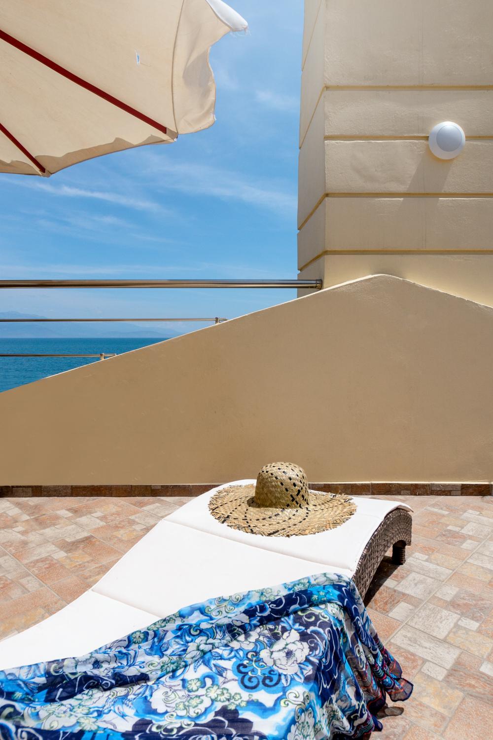 Diamante Beachfront Suites