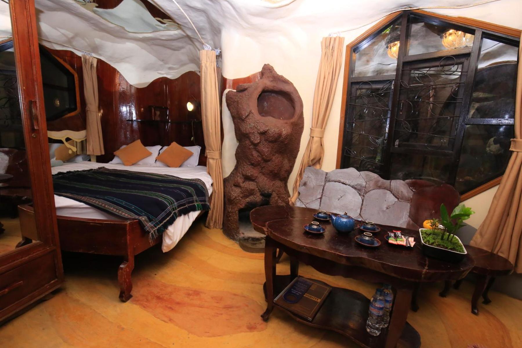 Crazy House