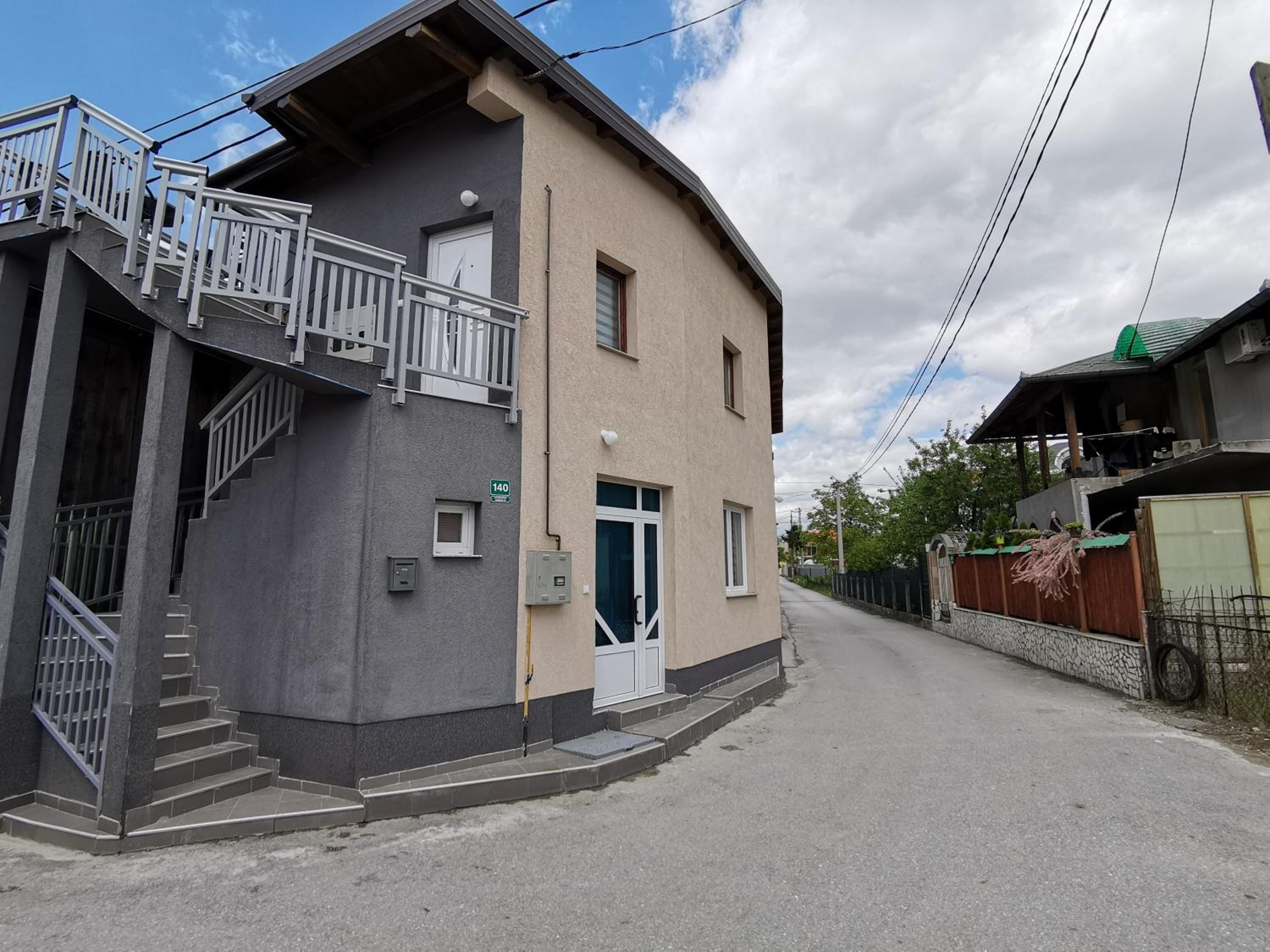 Apartments Numan