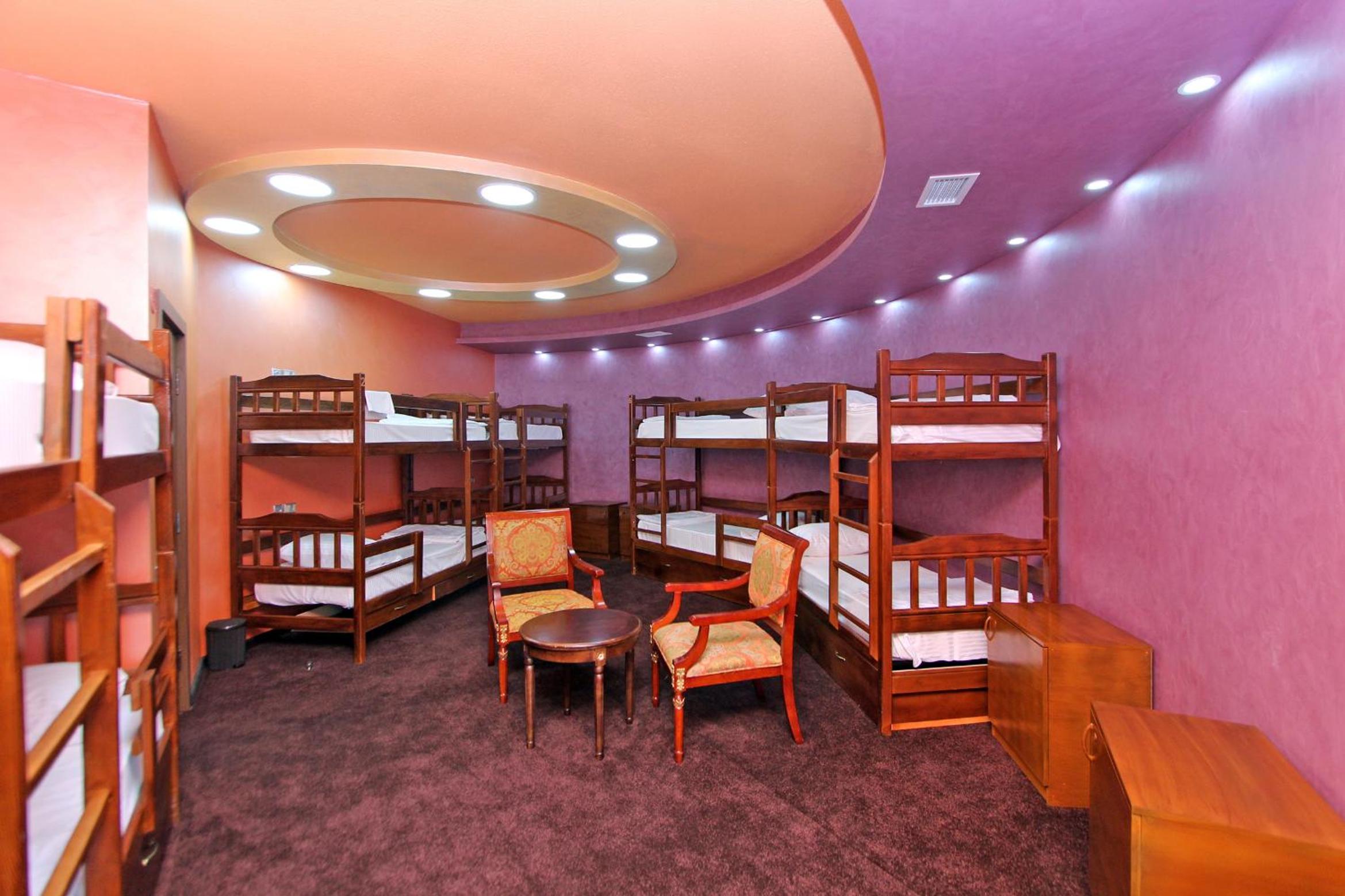 HOTEL N1