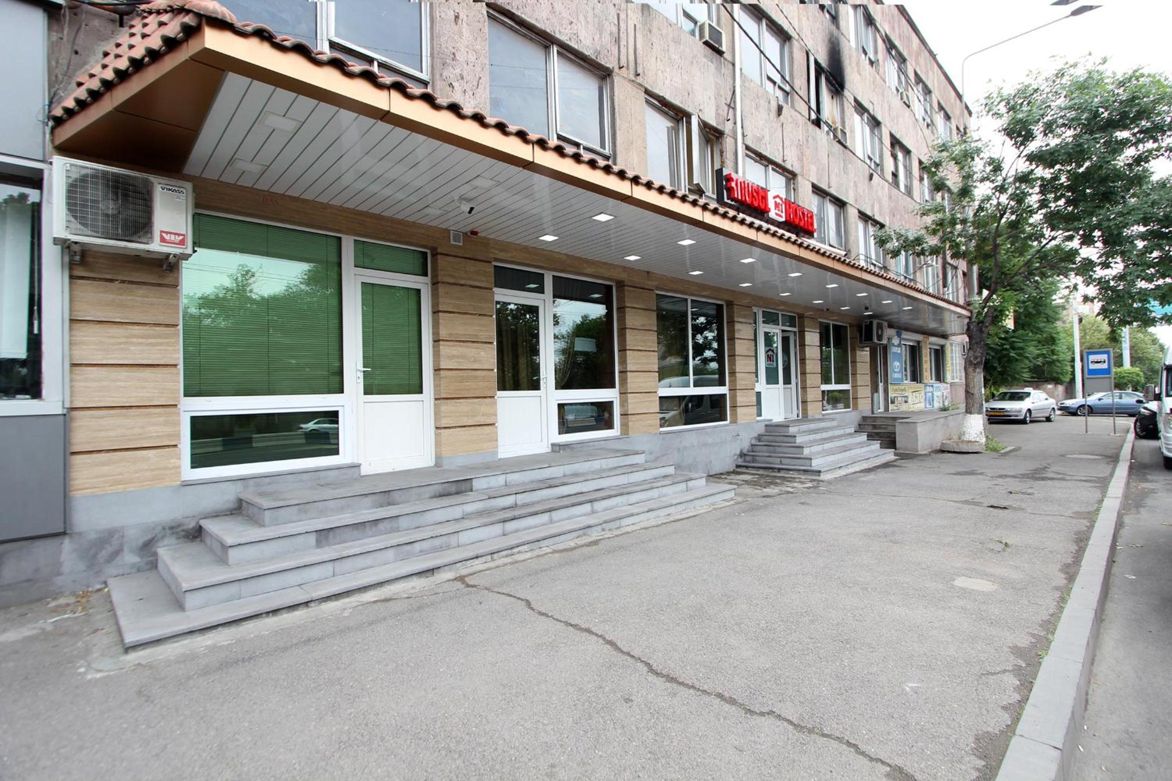HOTEL N1