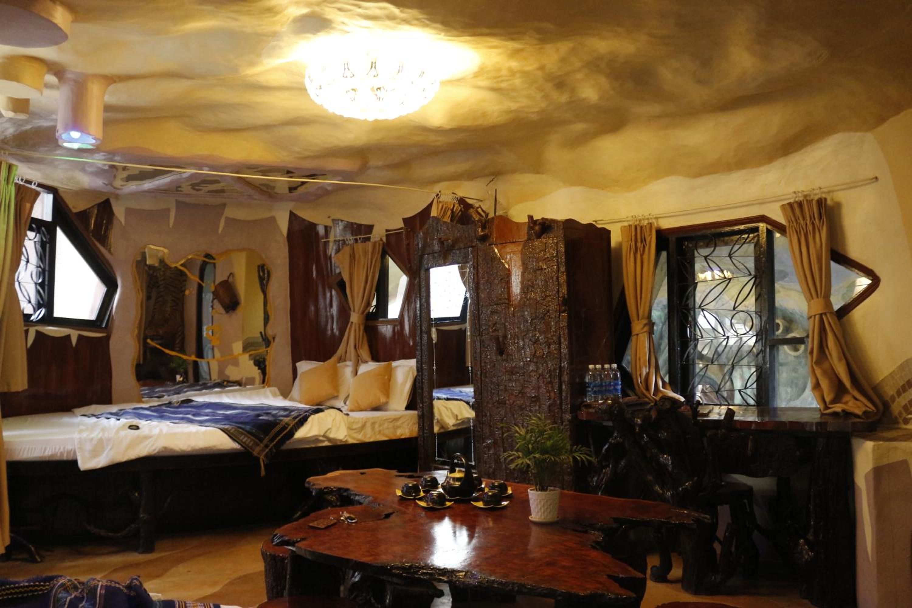 Crazy House