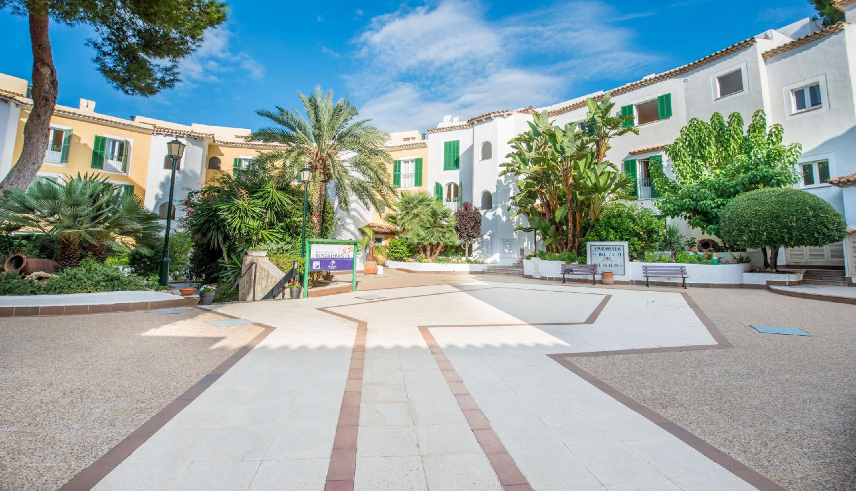 Aparthotel Ona Cala Pi Club