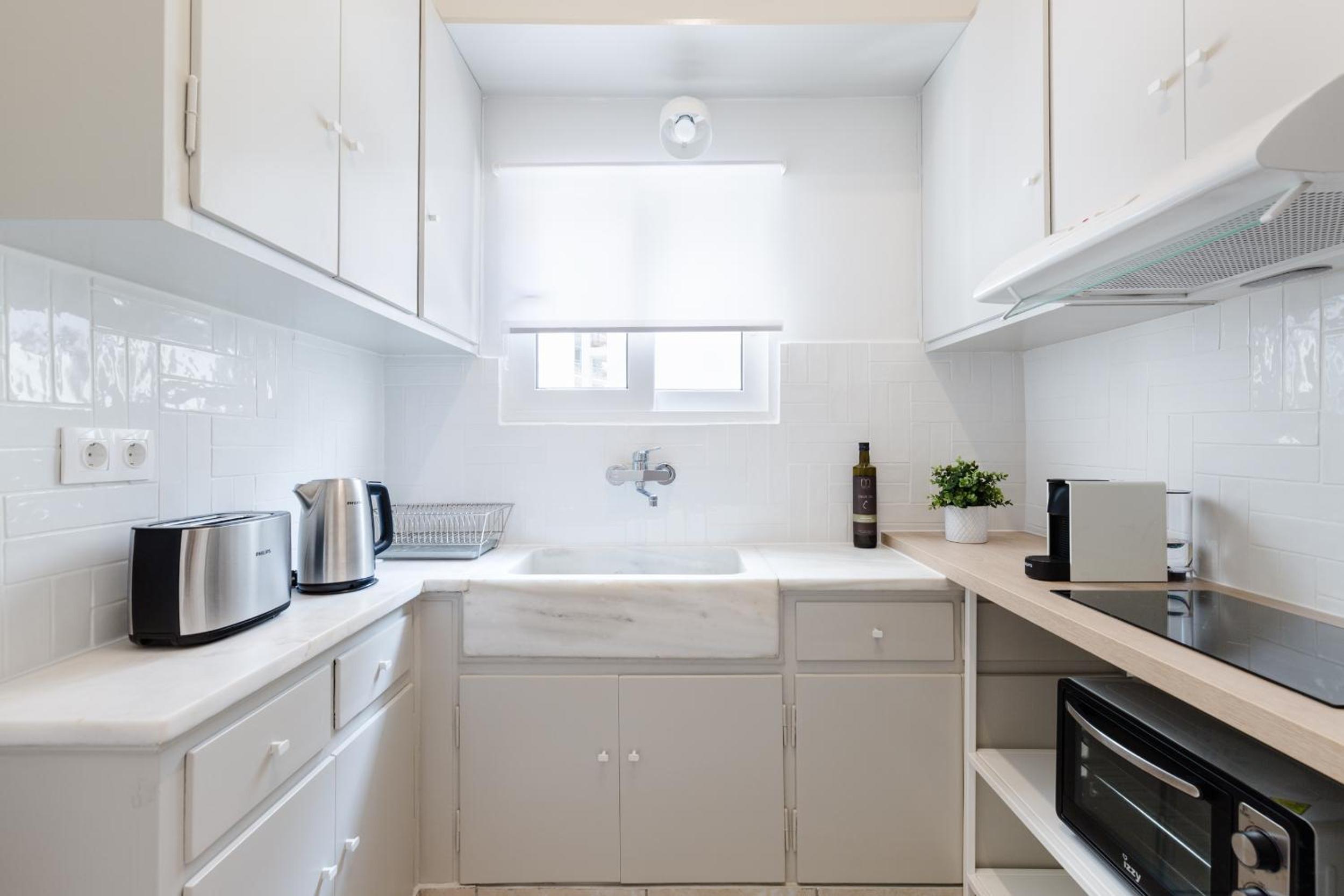 Central Cozy Apartments in Plaka by UPSTREET