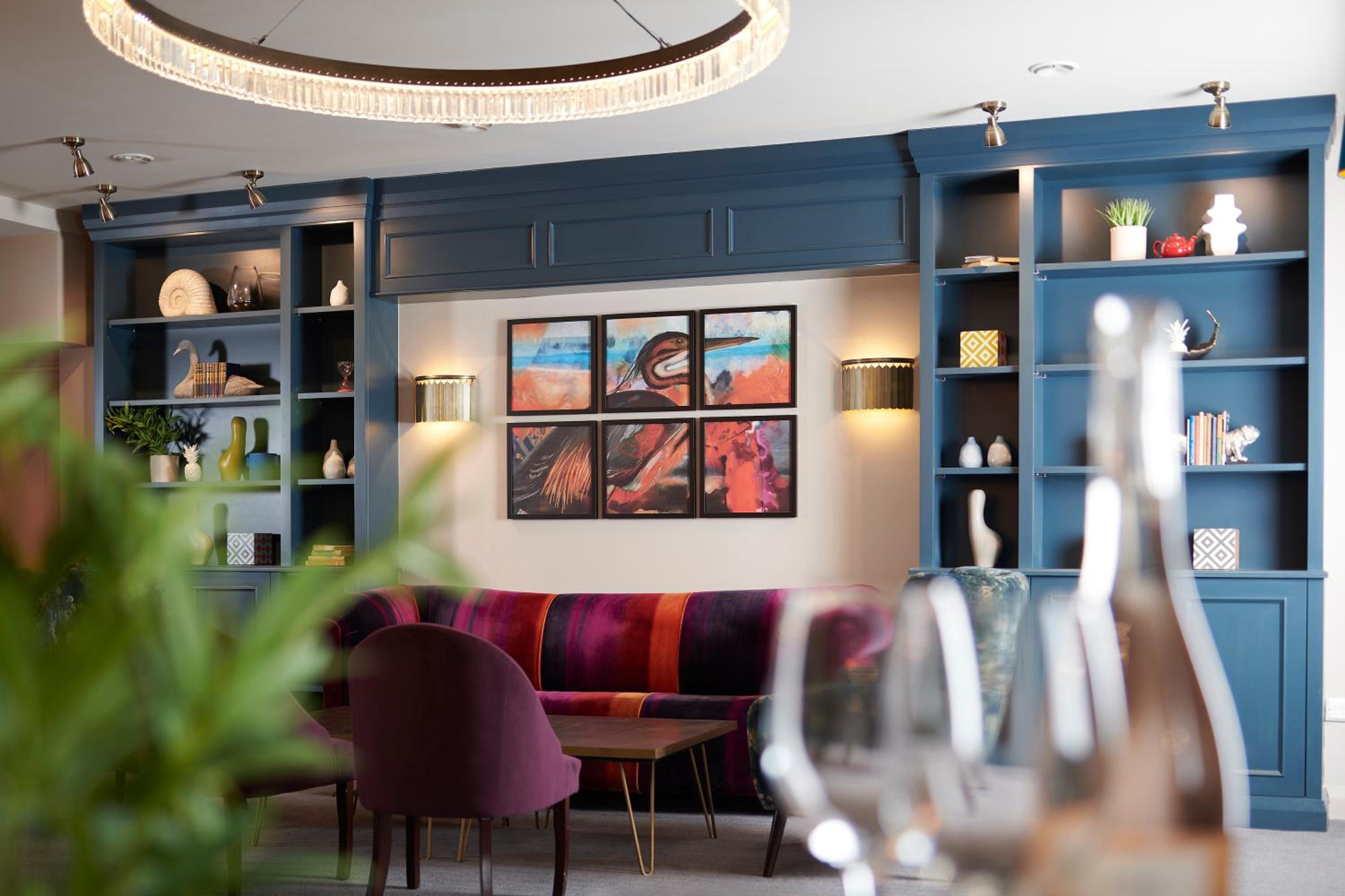 Romsey Vacations - Potters Heron Hotel - Property Image 3