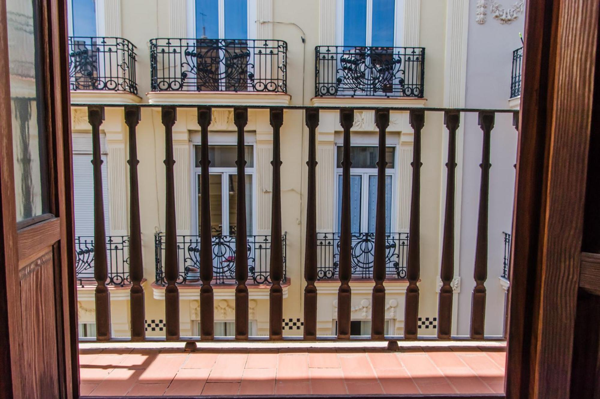 Photo 99