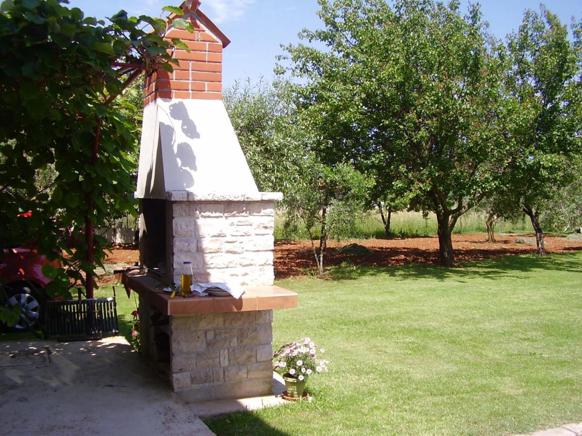 Photo 42