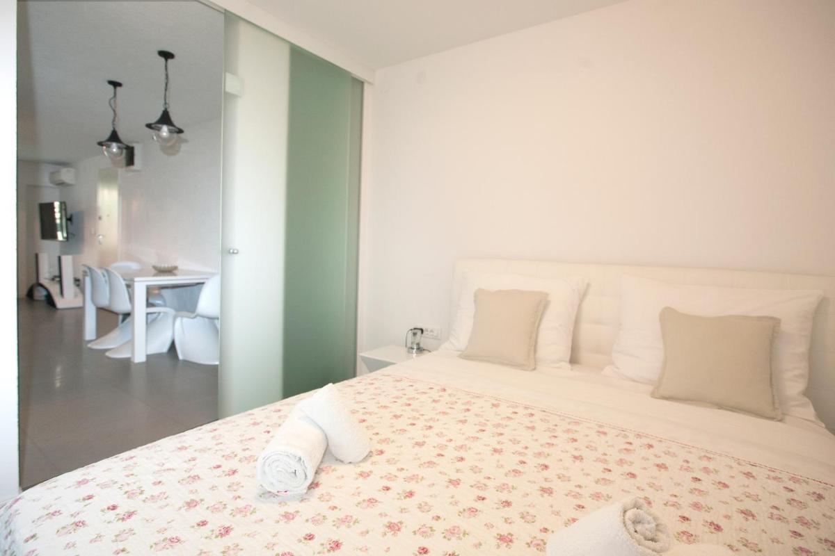 Dream Apartment view 5