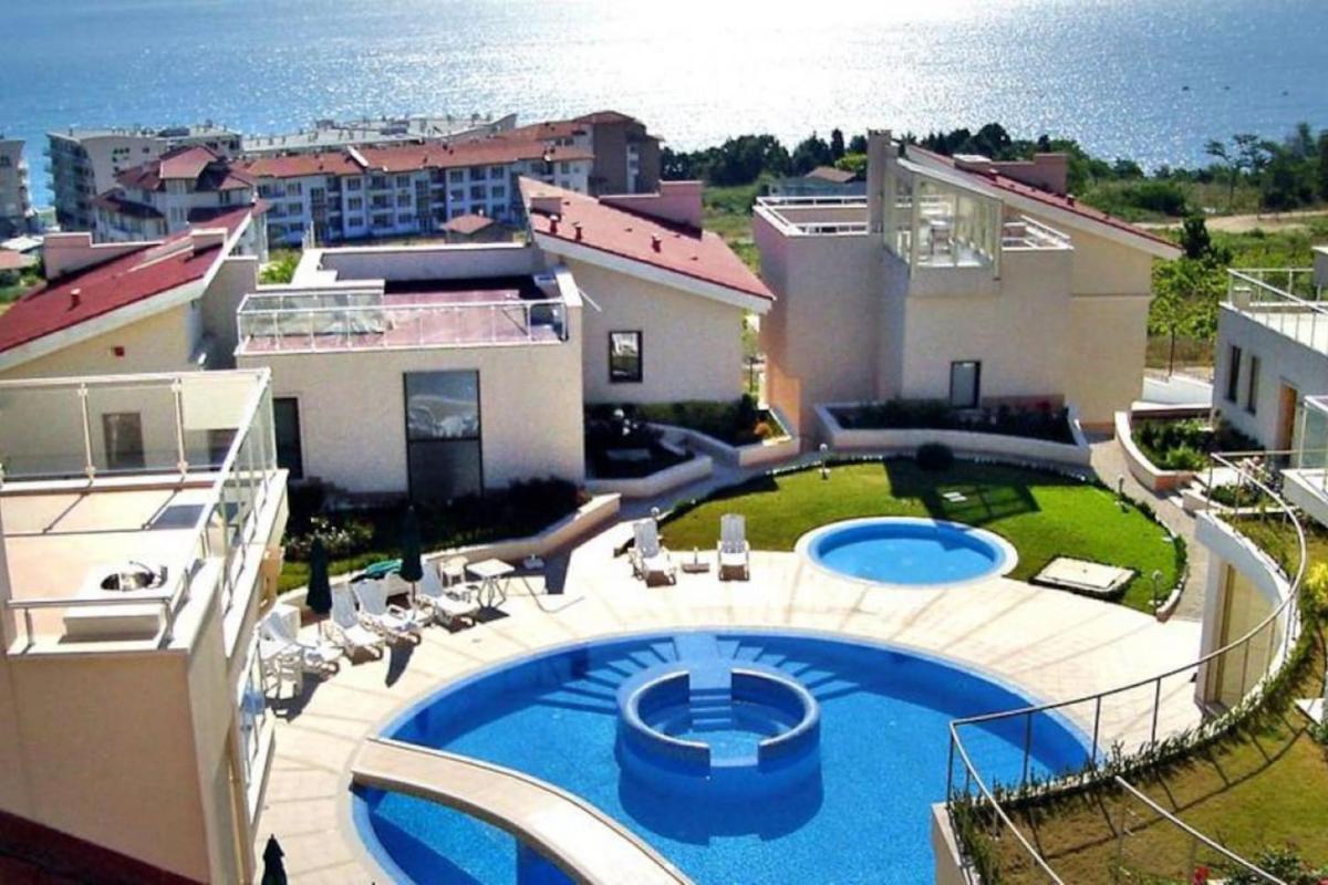 Exclusive Big Villa