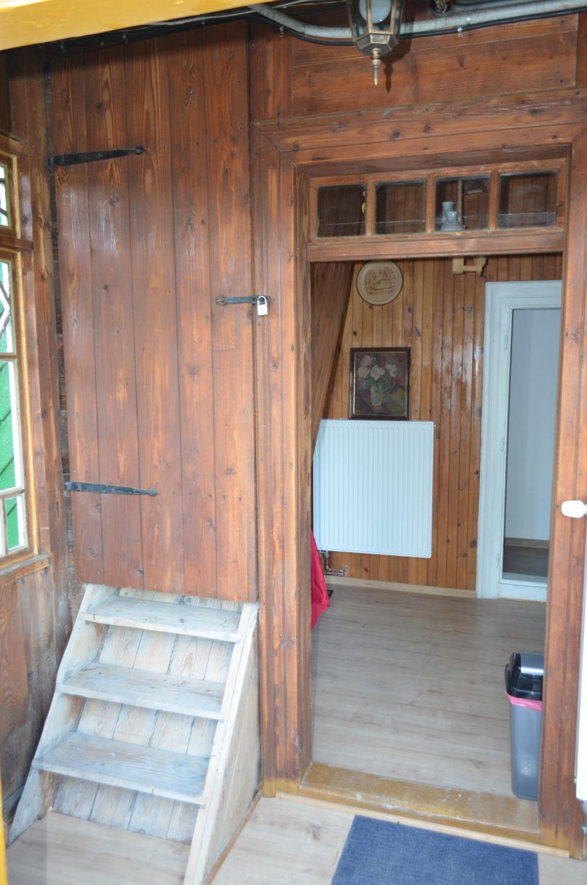 Photo 33