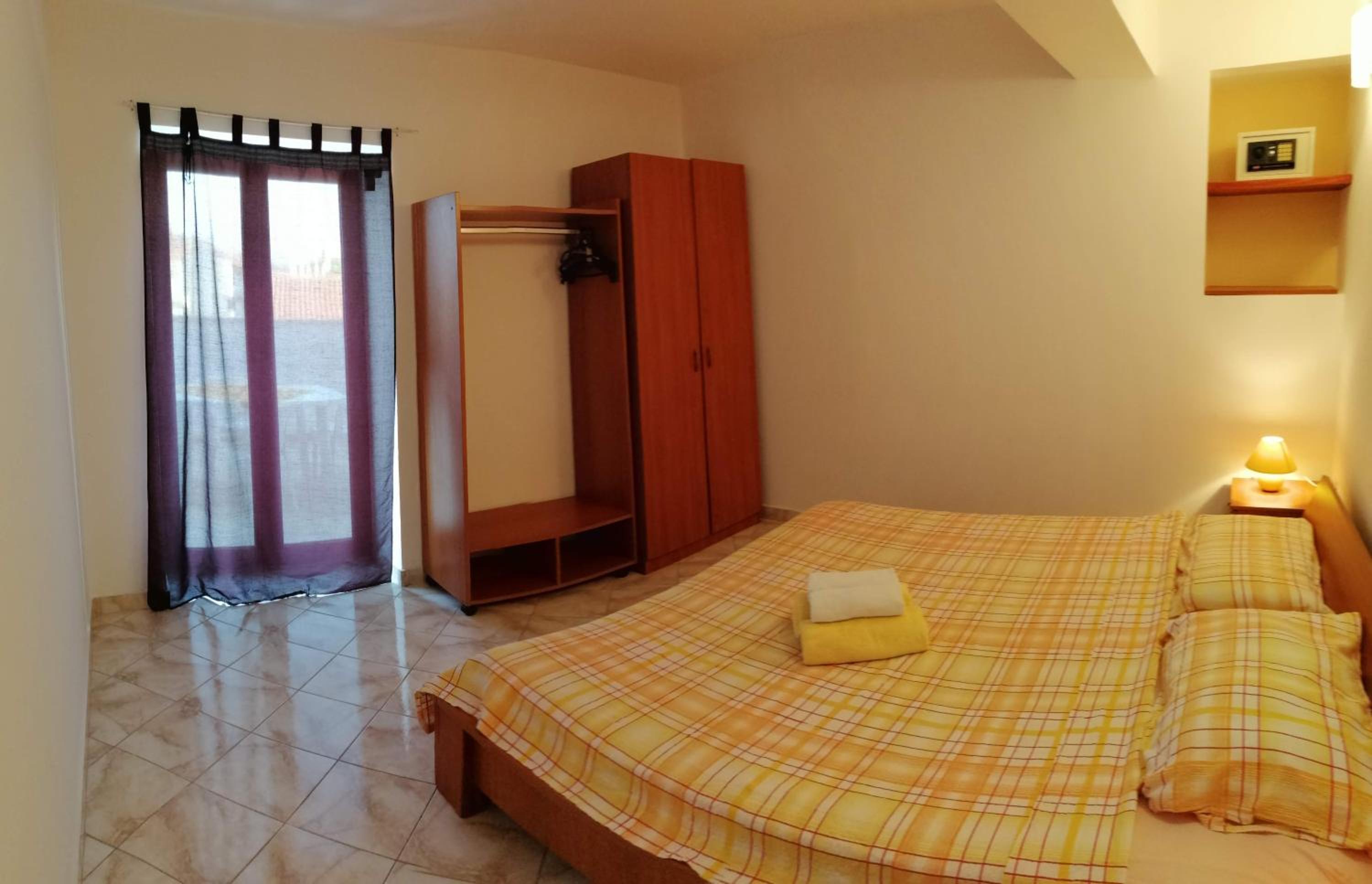Gracia Apartments