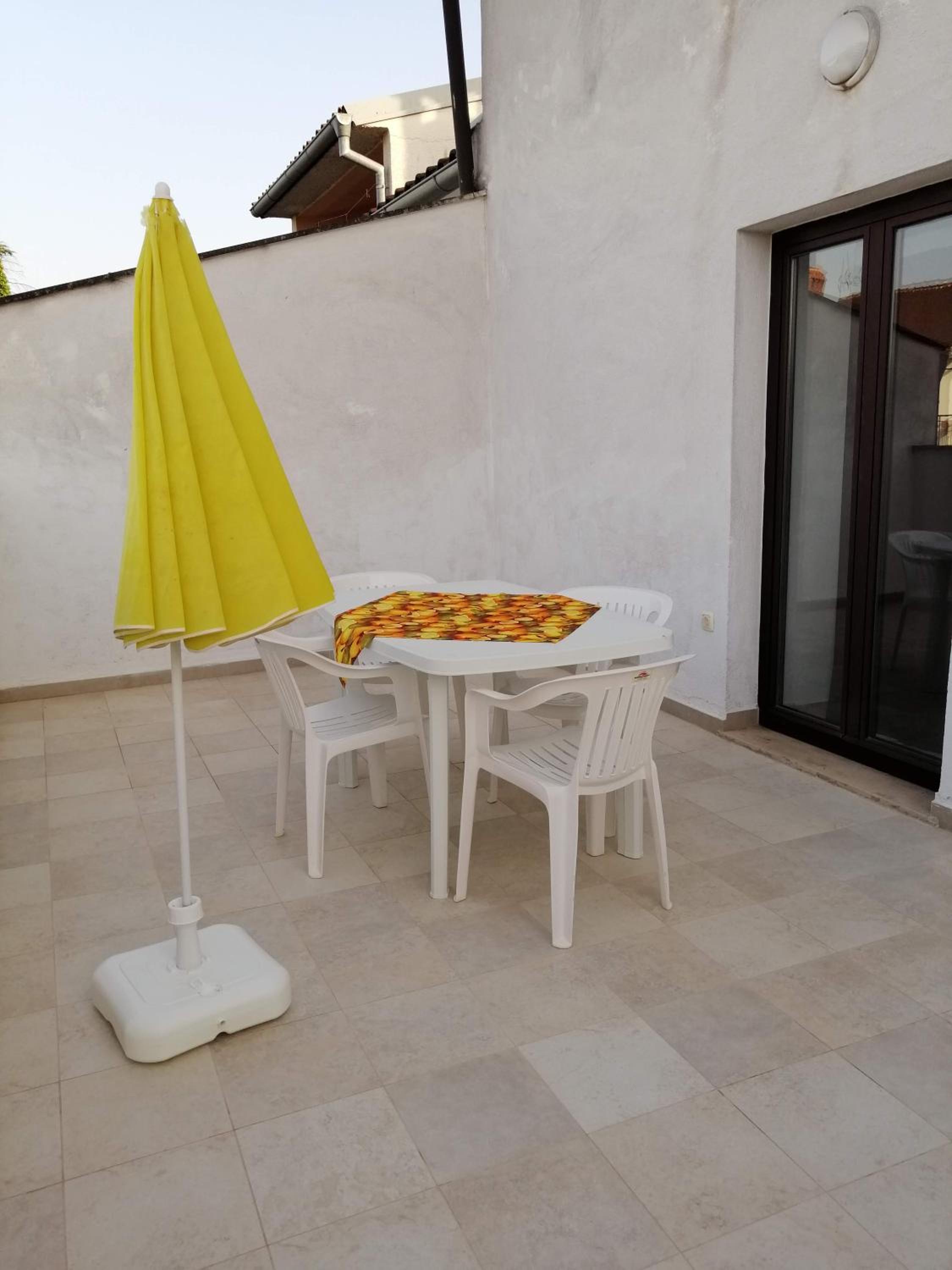 Gracia Apartments