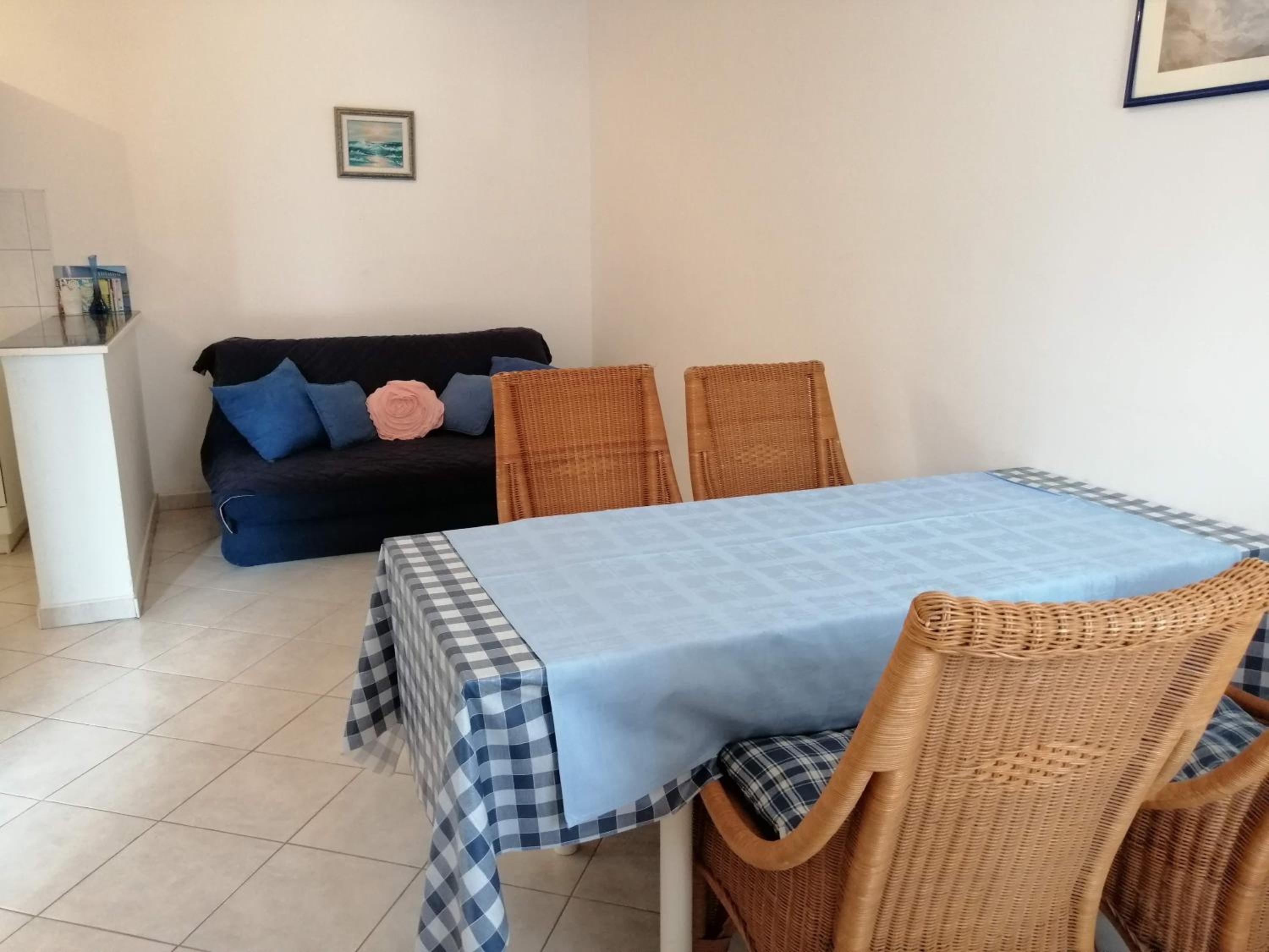 Gracia Apartments