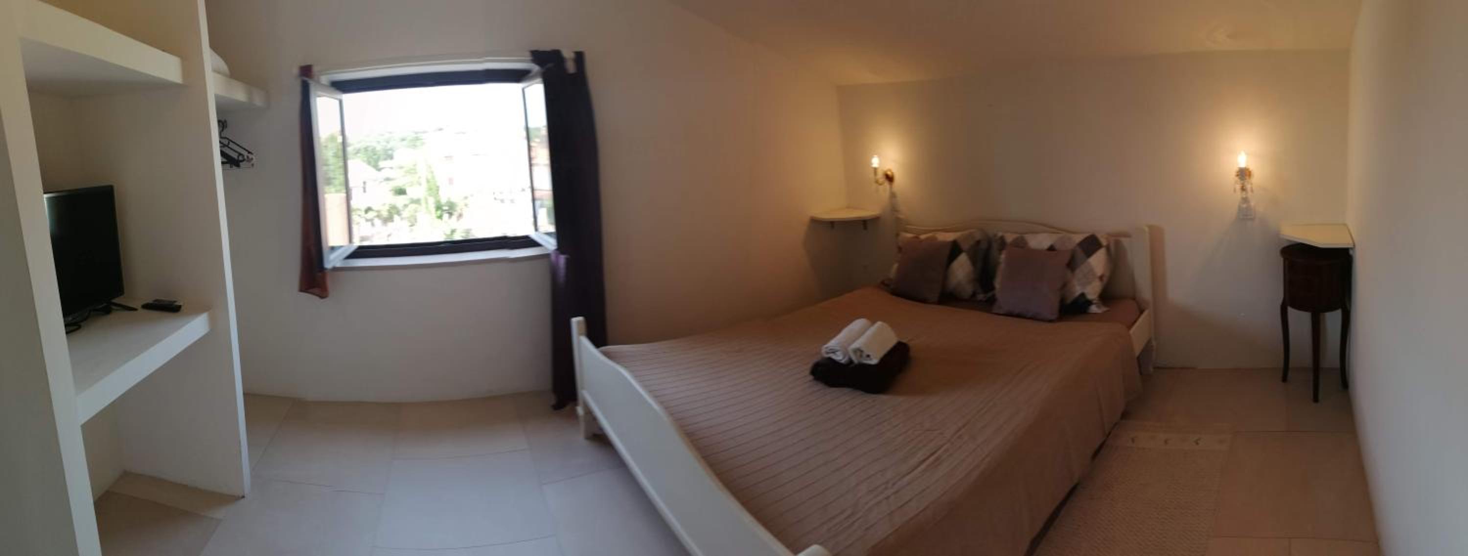 Gracia Apartments