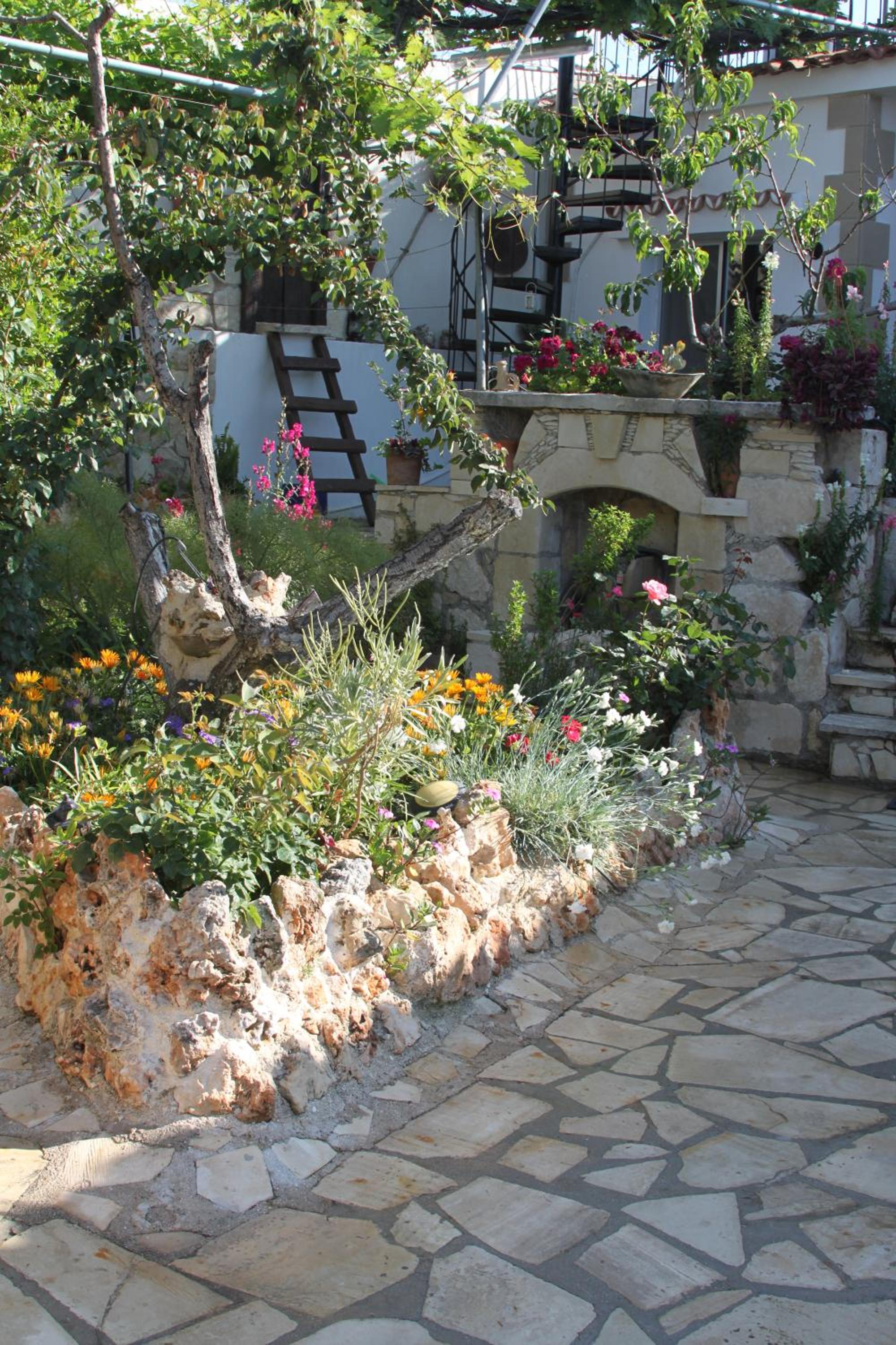 Rose Garden Villa Peristerona