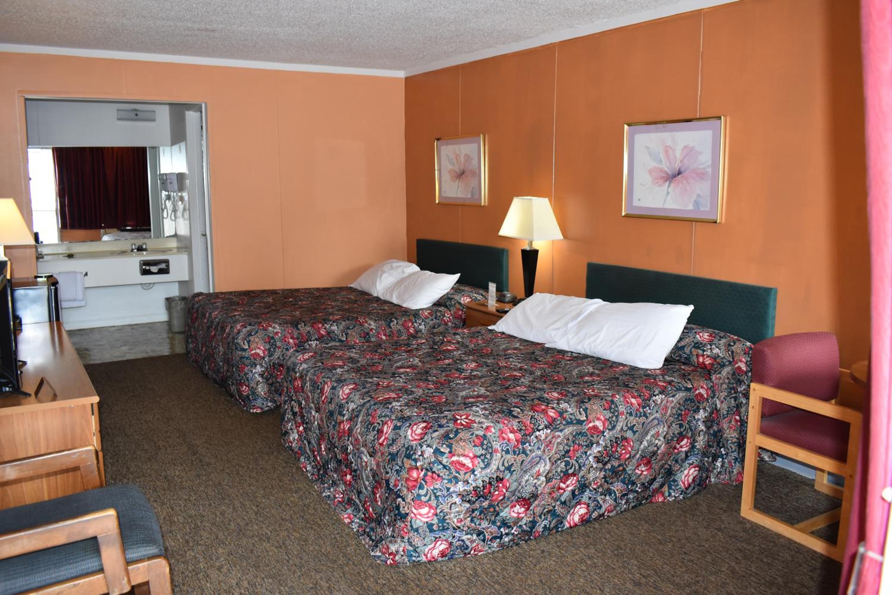 Thurman's Lodge view 5