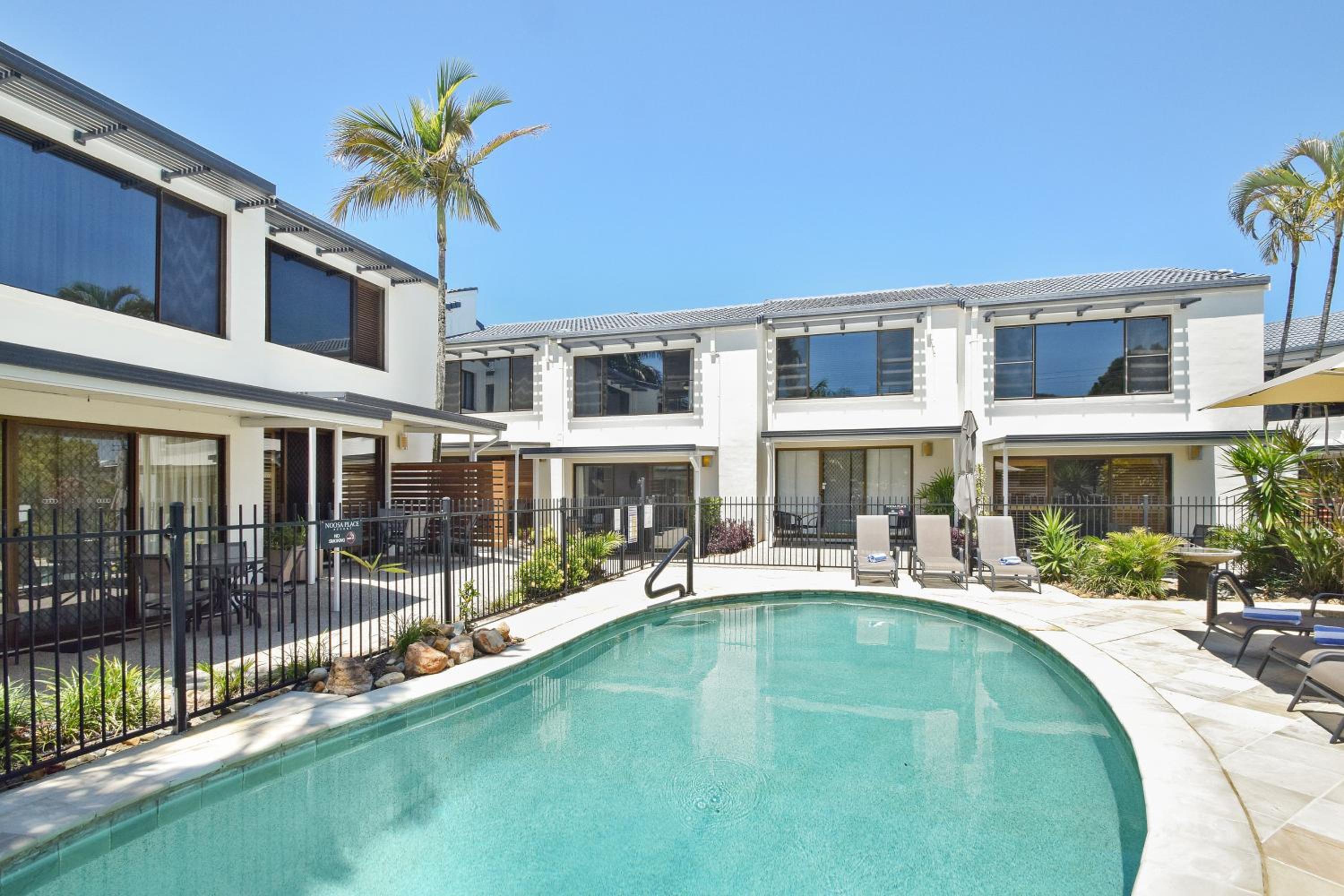 Noosa Place Resort