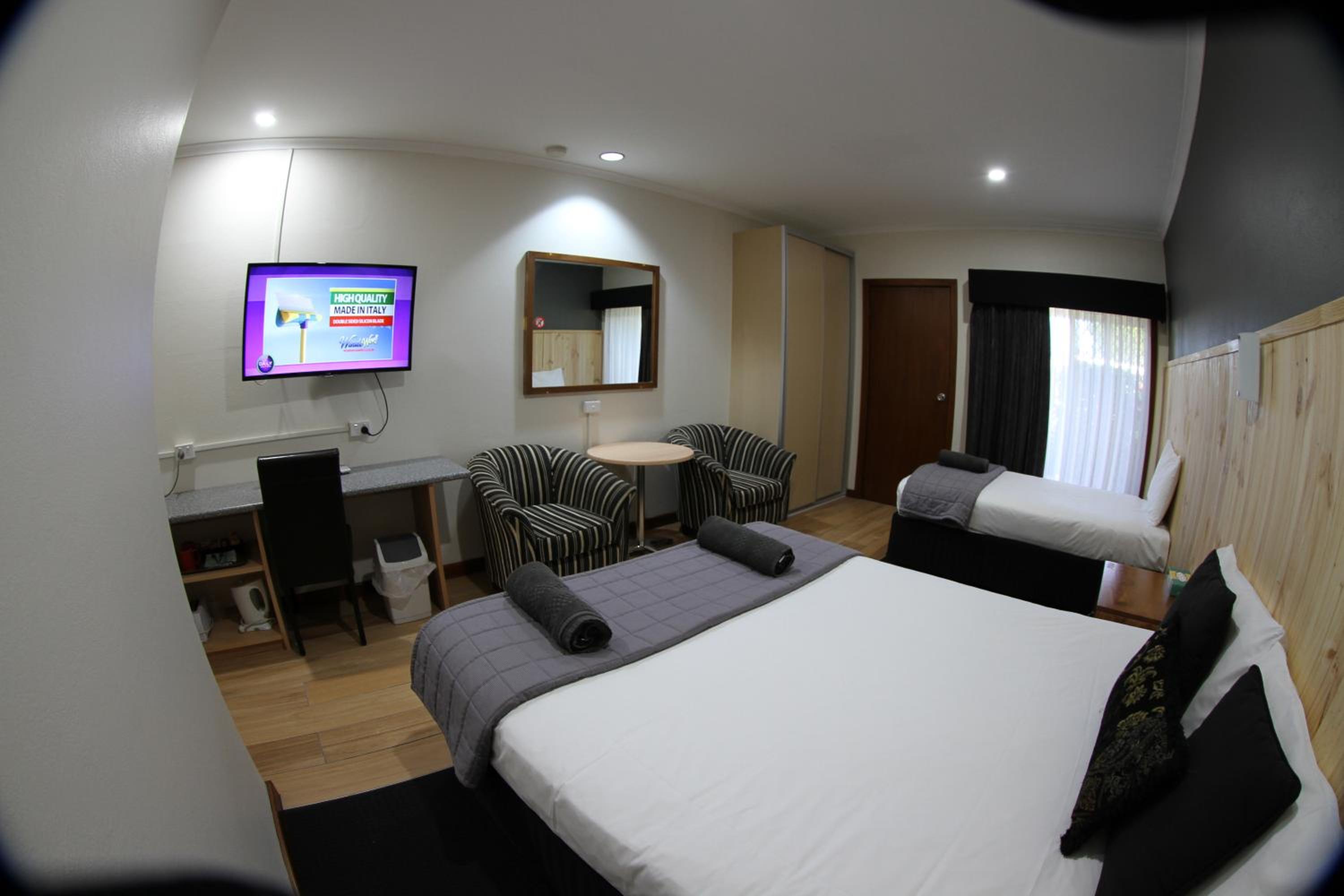 Sleepy Hill Motor Inn