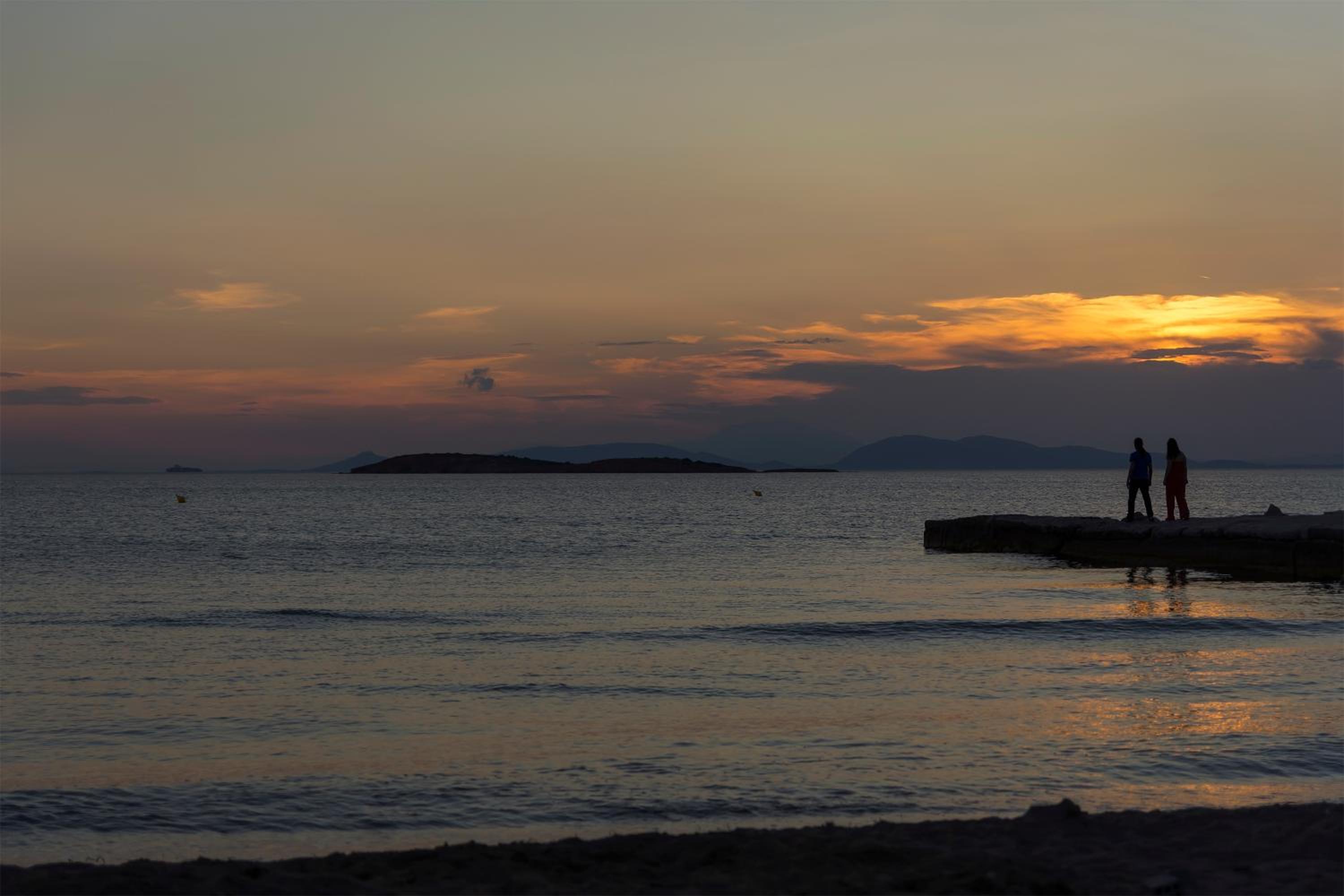 Amazing Seafront Apartment Athens Riviera