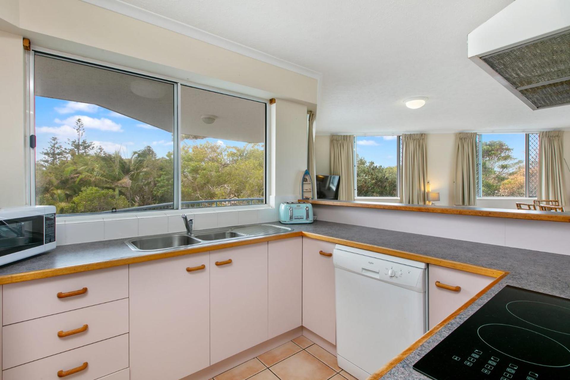 Caloundra Vacations - The Outlook U8 9 Hume Parade - Property Image 5