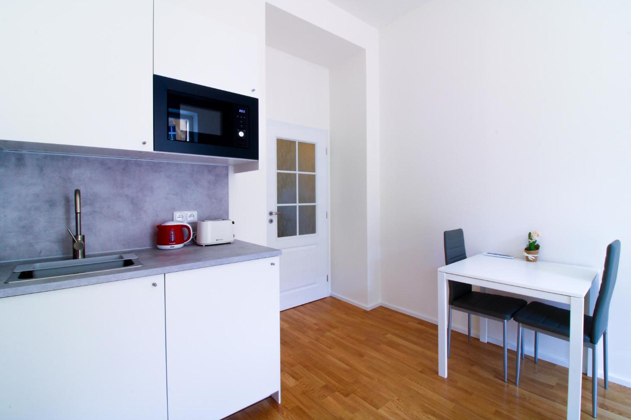 Bouquet Apartments