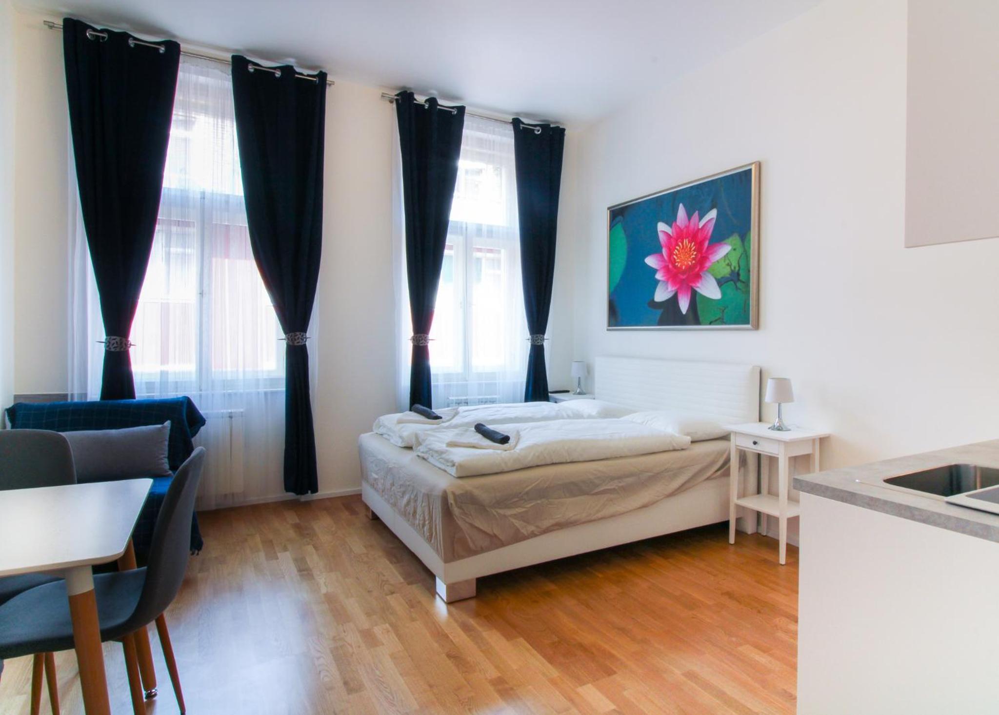 Bouquet Apartments