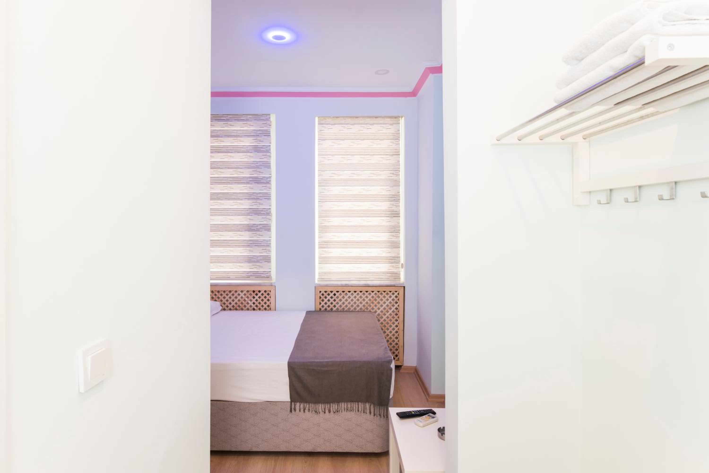 TAXİM ELEGANCE SUİTES - Image 19