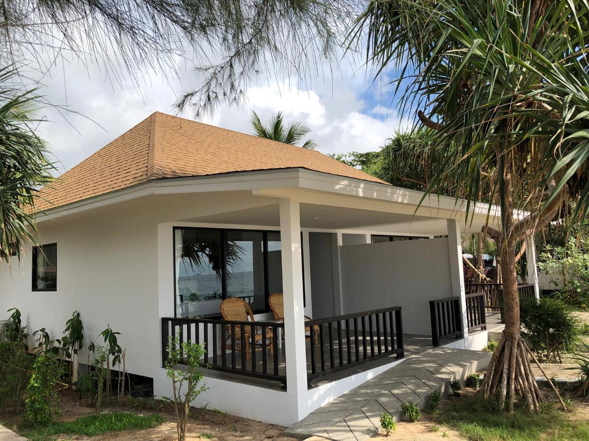 Nakara Long Beach Resort - SHA Extra Plus
