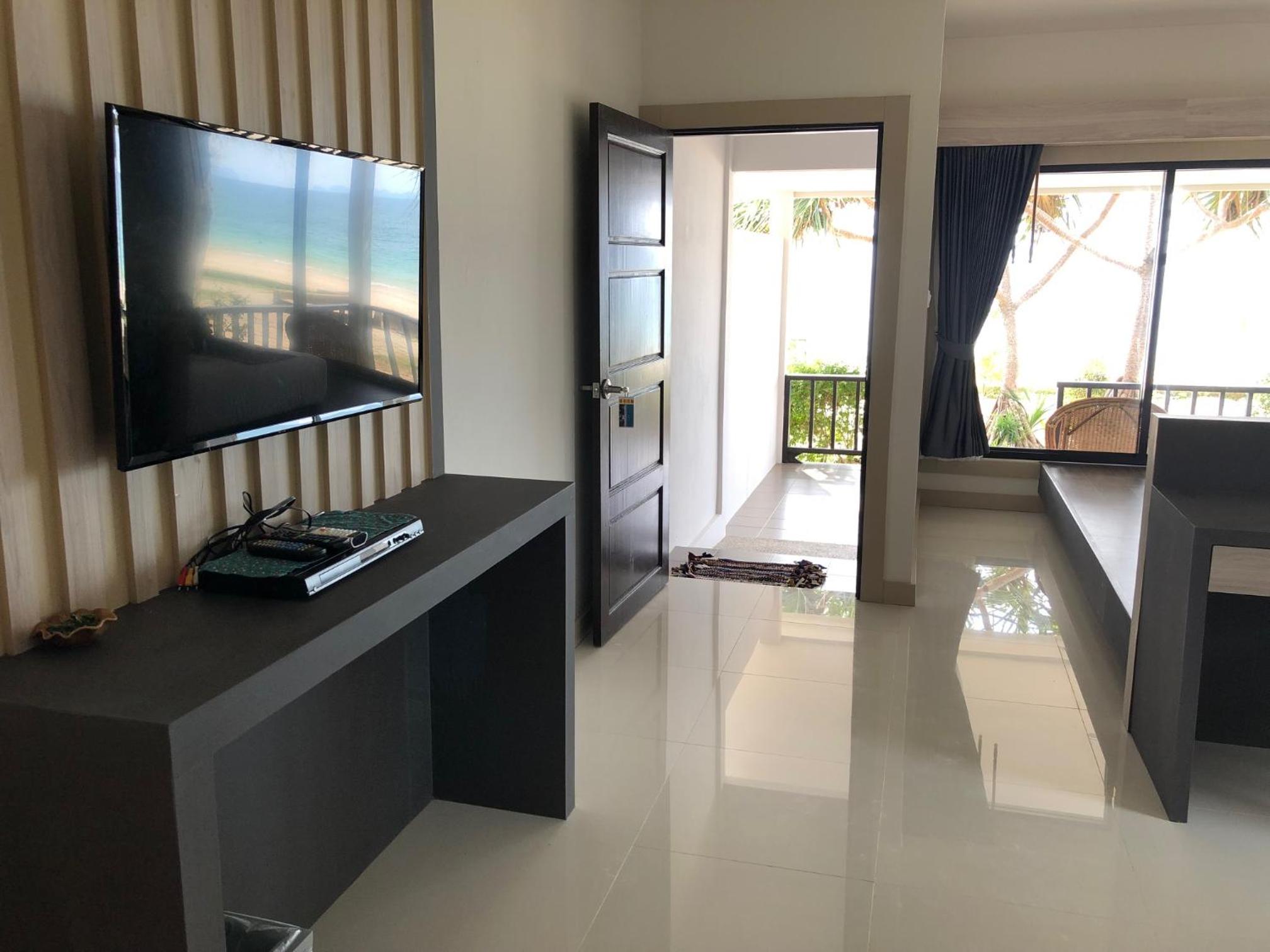 Nakara Long Beach Resort - SHA Extra Plus