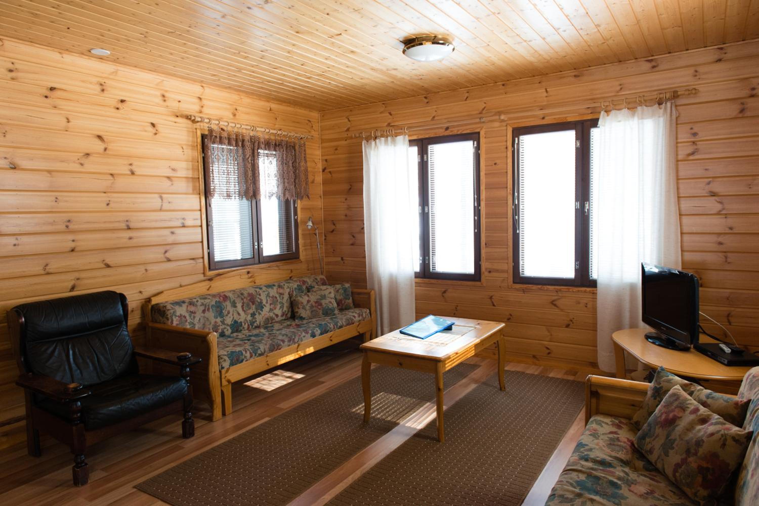 Ruoke Holiday Village