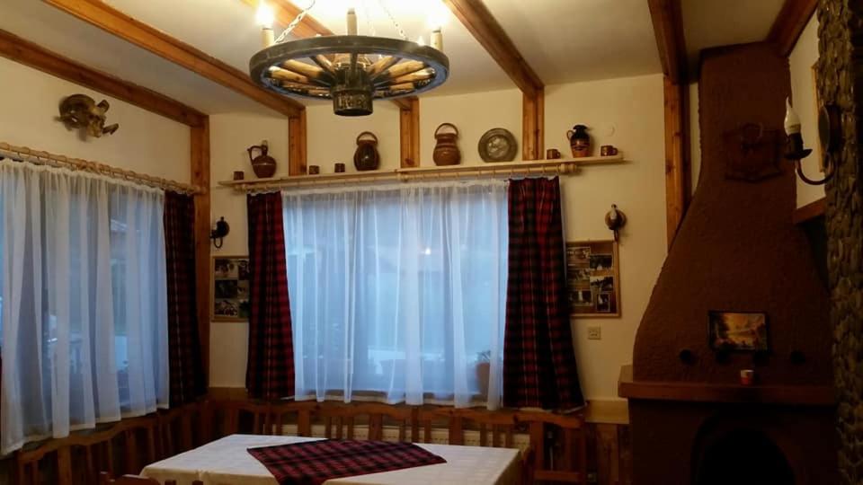 Mama Emiliya Guest House