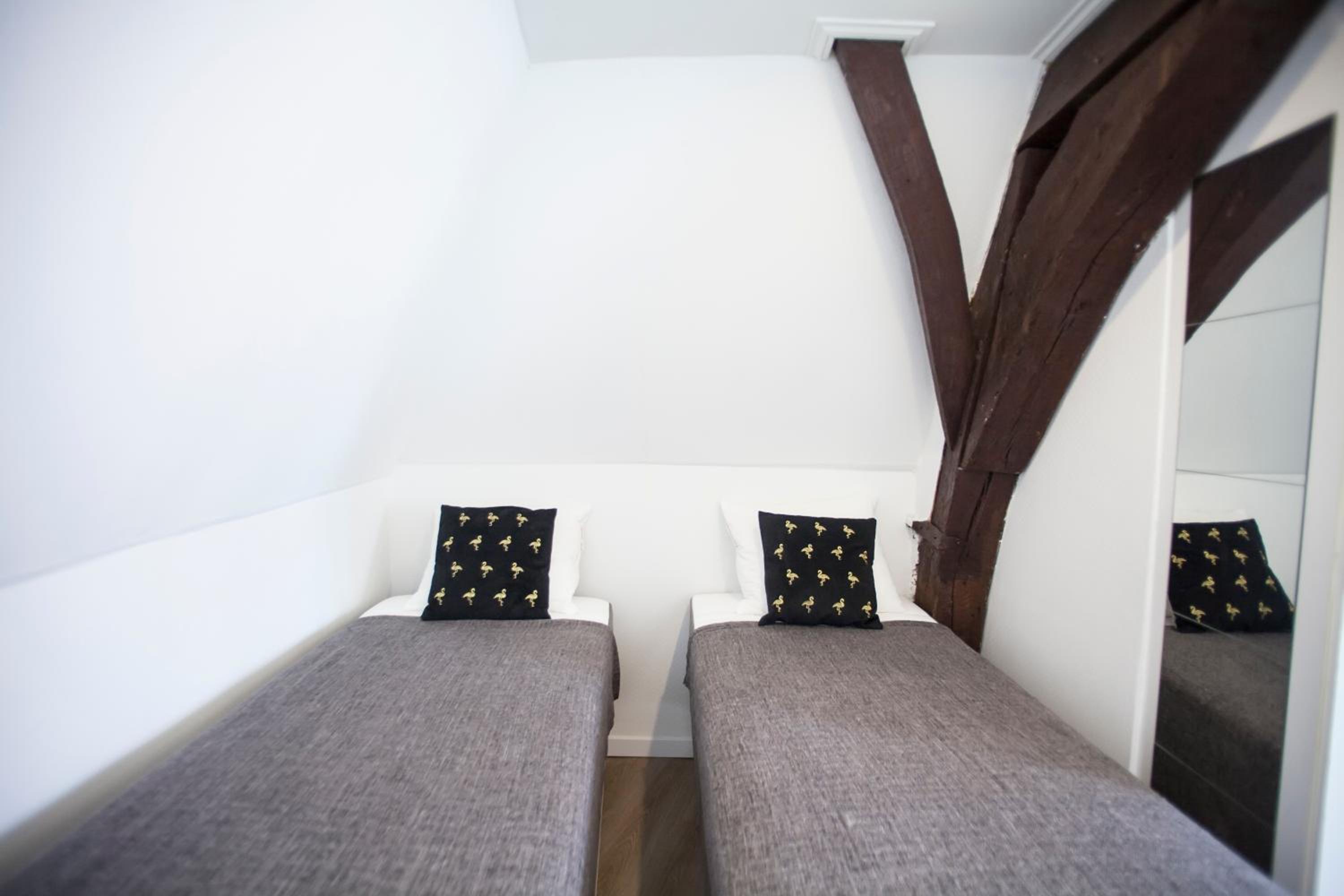 Luxury Suites Cathedral by Rikas Hotels