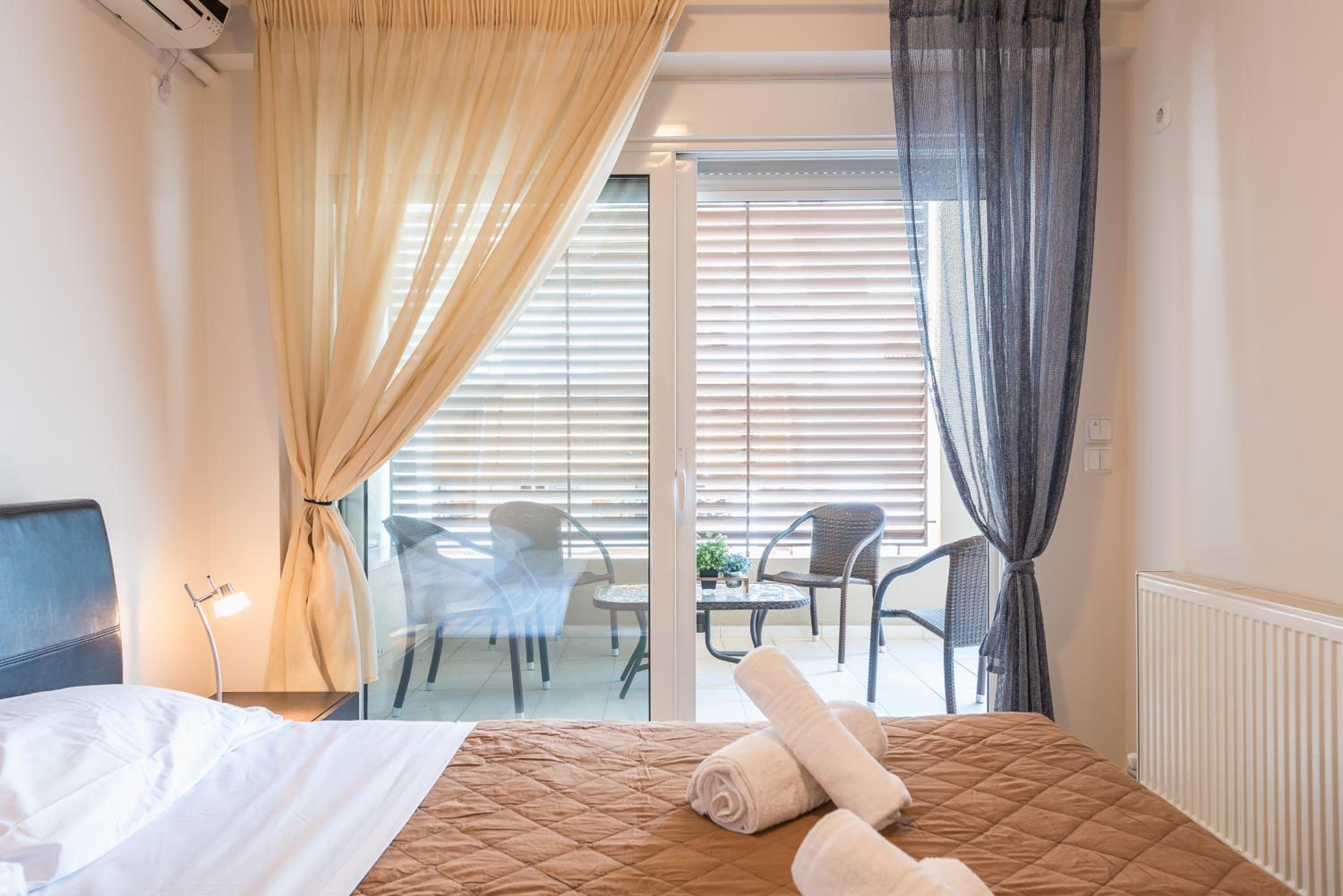 Comfortable,sunny apartment in Athens Center