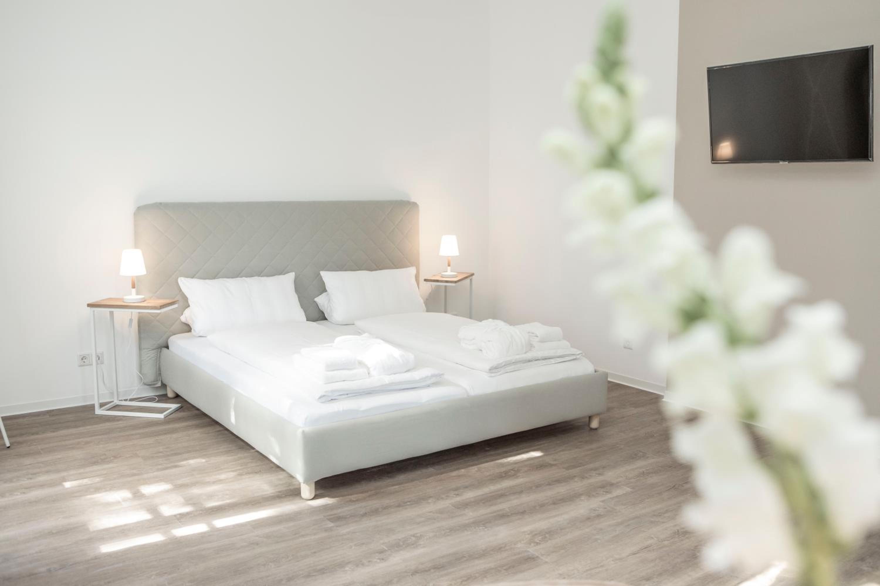 Boardinghouse Flensburg - by Zimmer FREI! Holidays