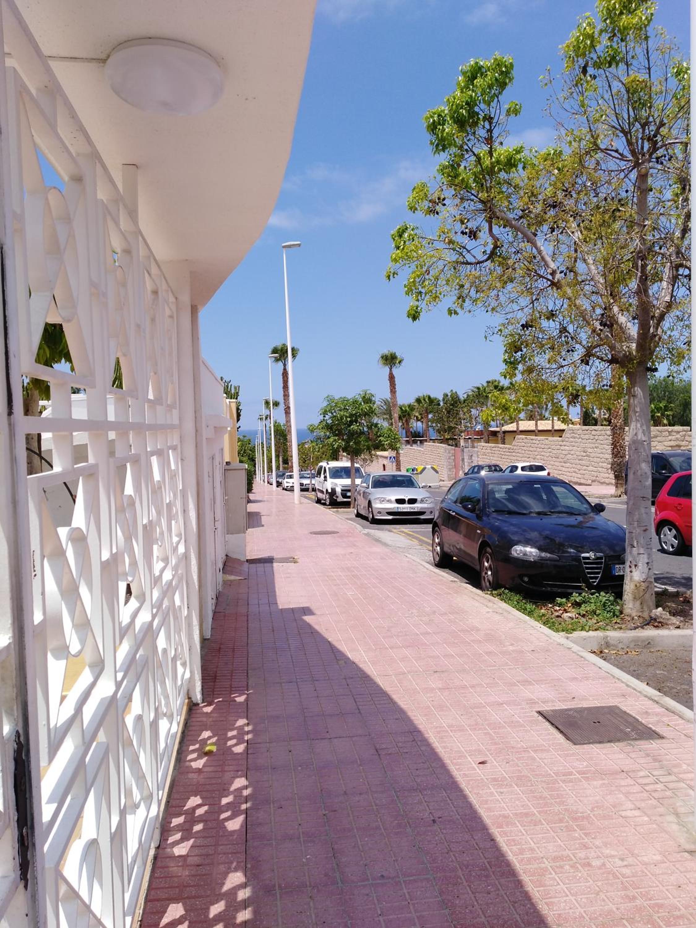 Photo 32