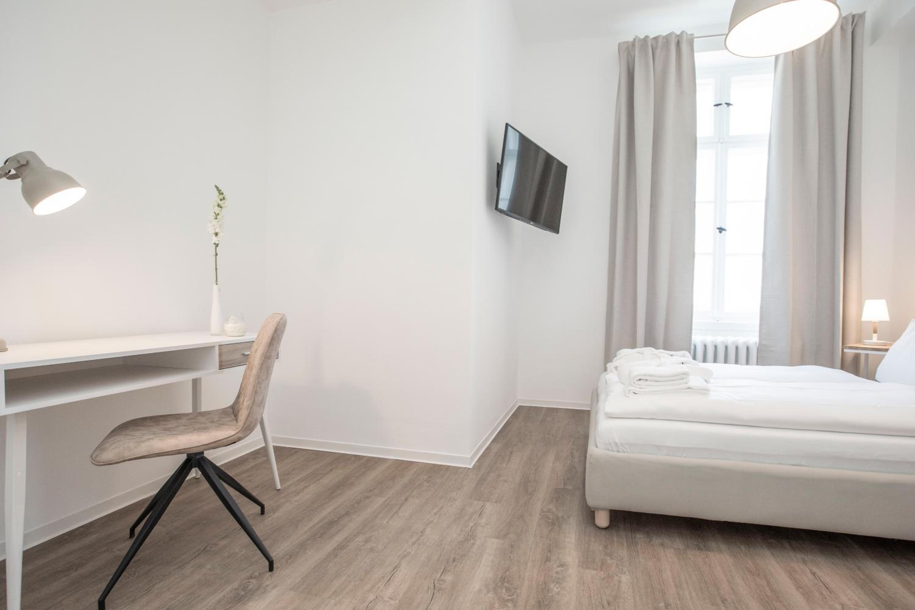 Boardinghouse Flensburg - by Zimmer FREI! Holidays