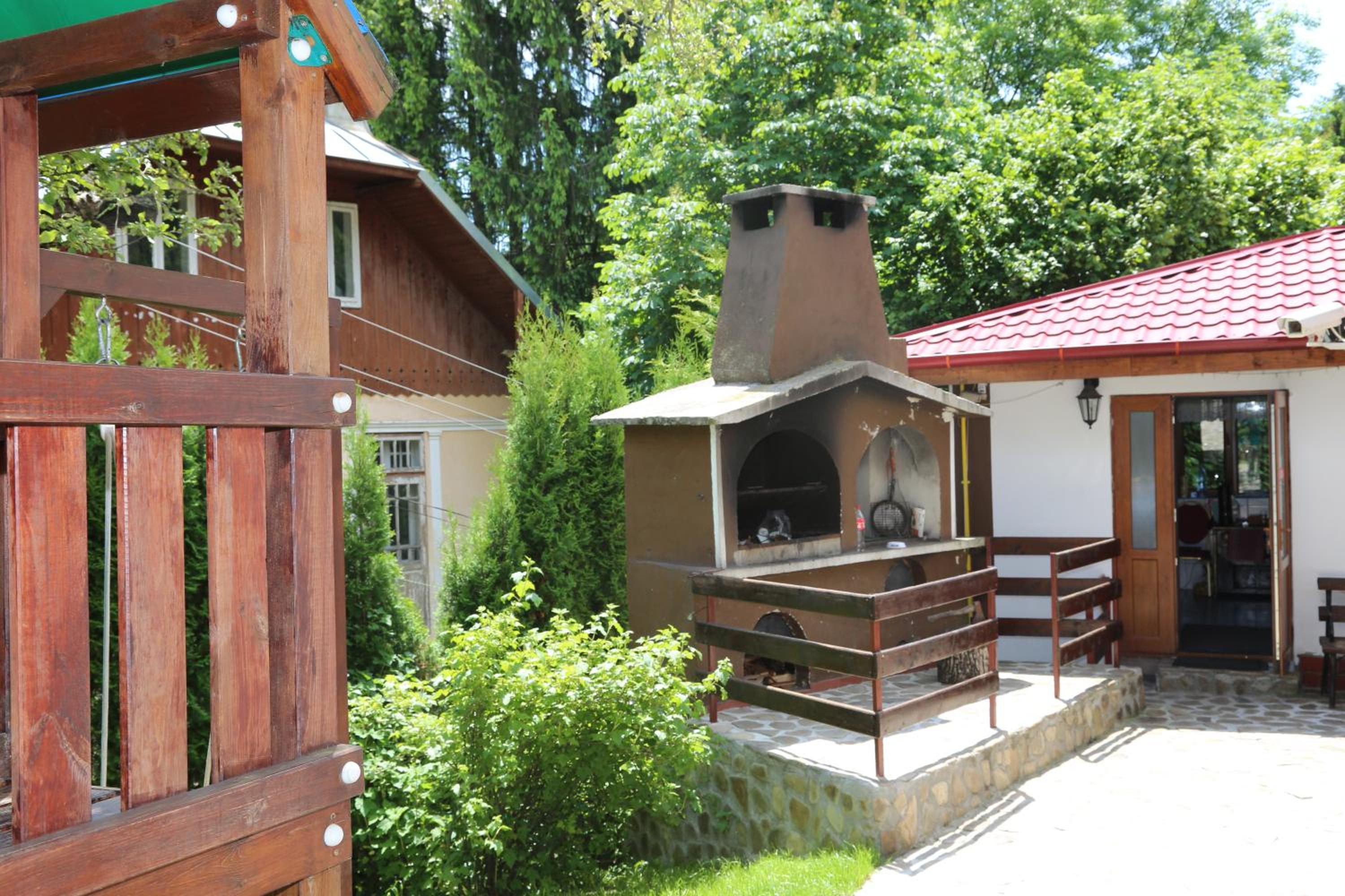 Photo 9