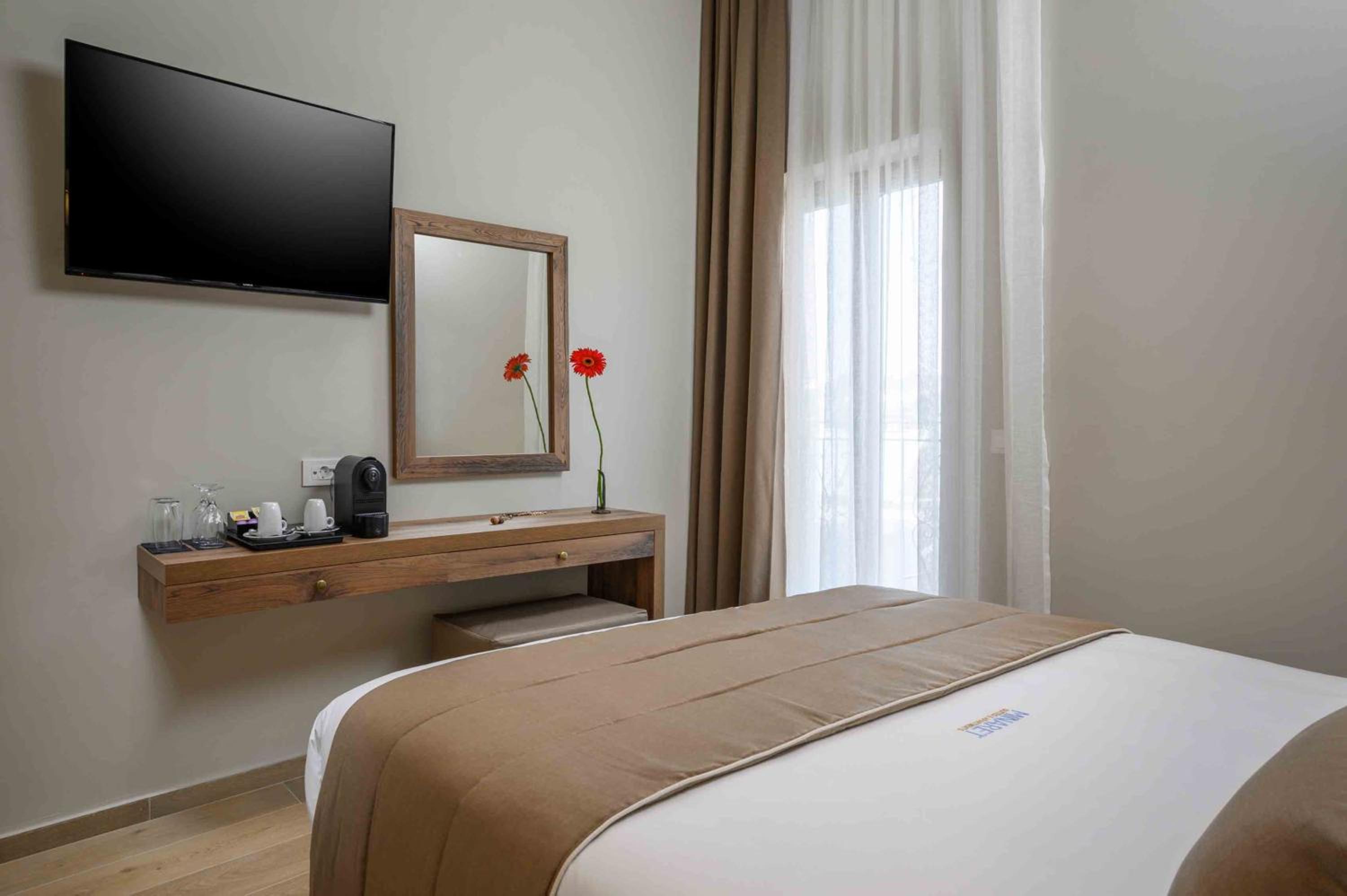 Minaret Suites and Apartments