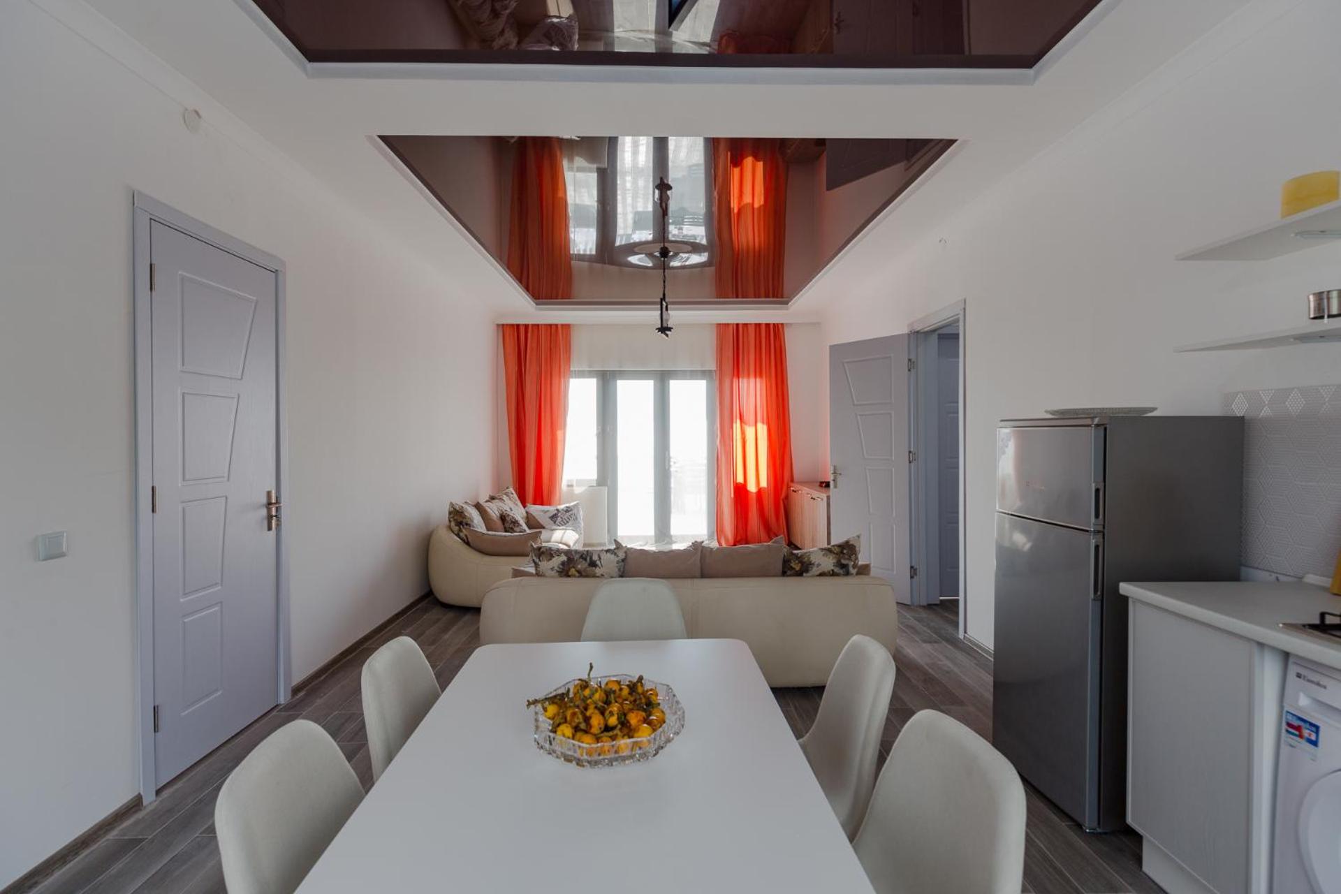 Gugu House