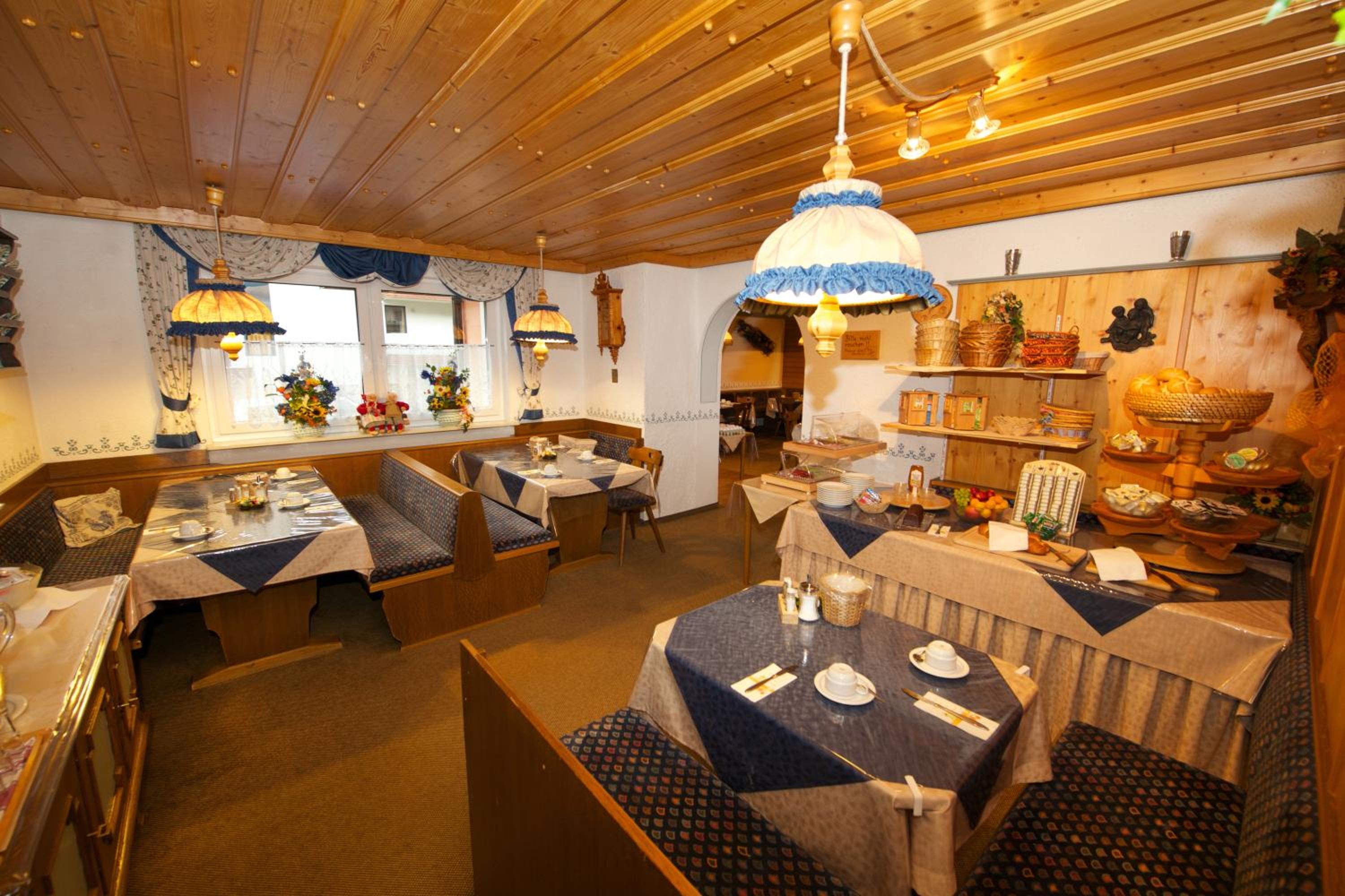 Pension Ahorn