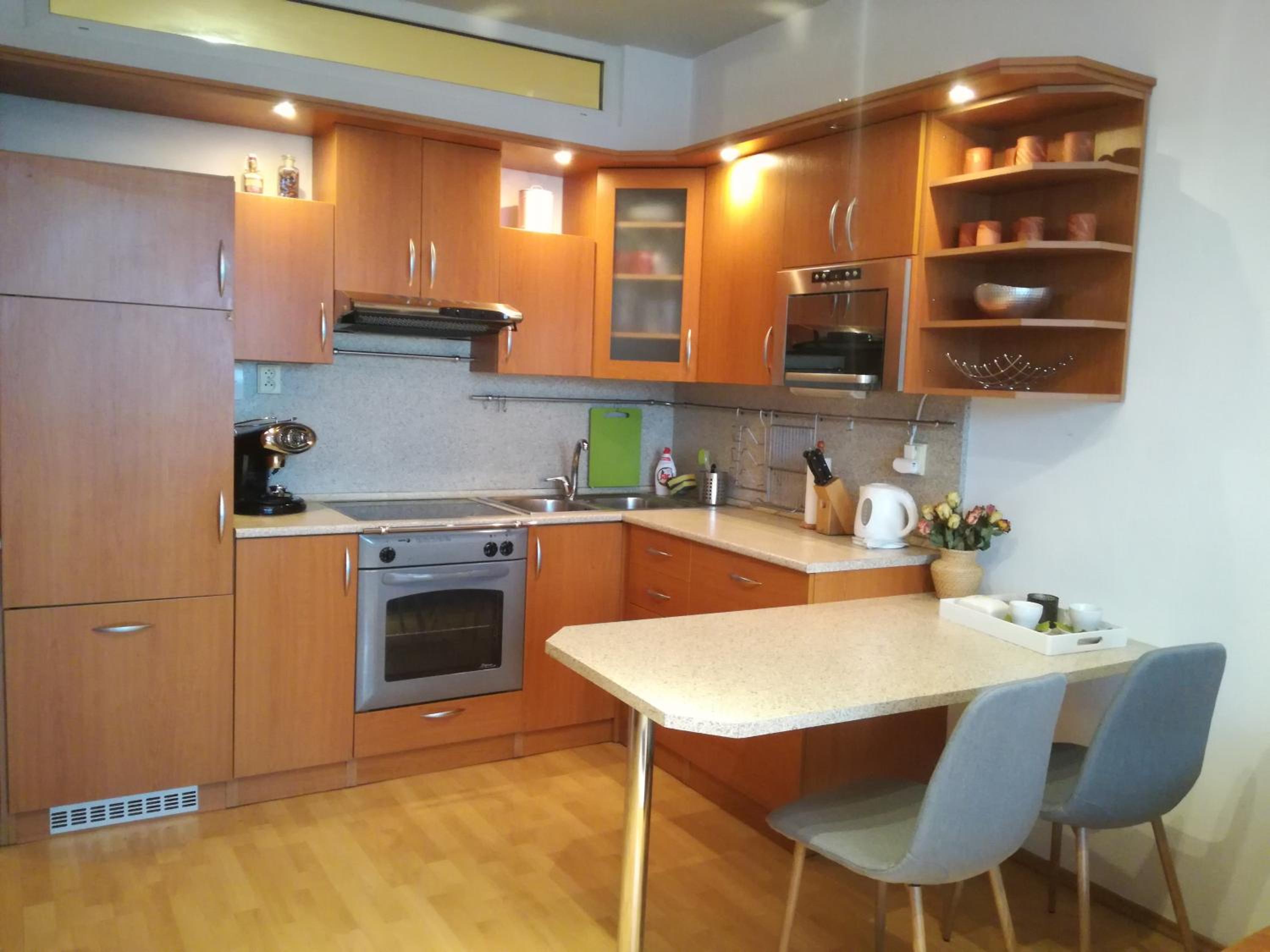 Cozy apartment btw centre and airport - Private host - No invoice view 2