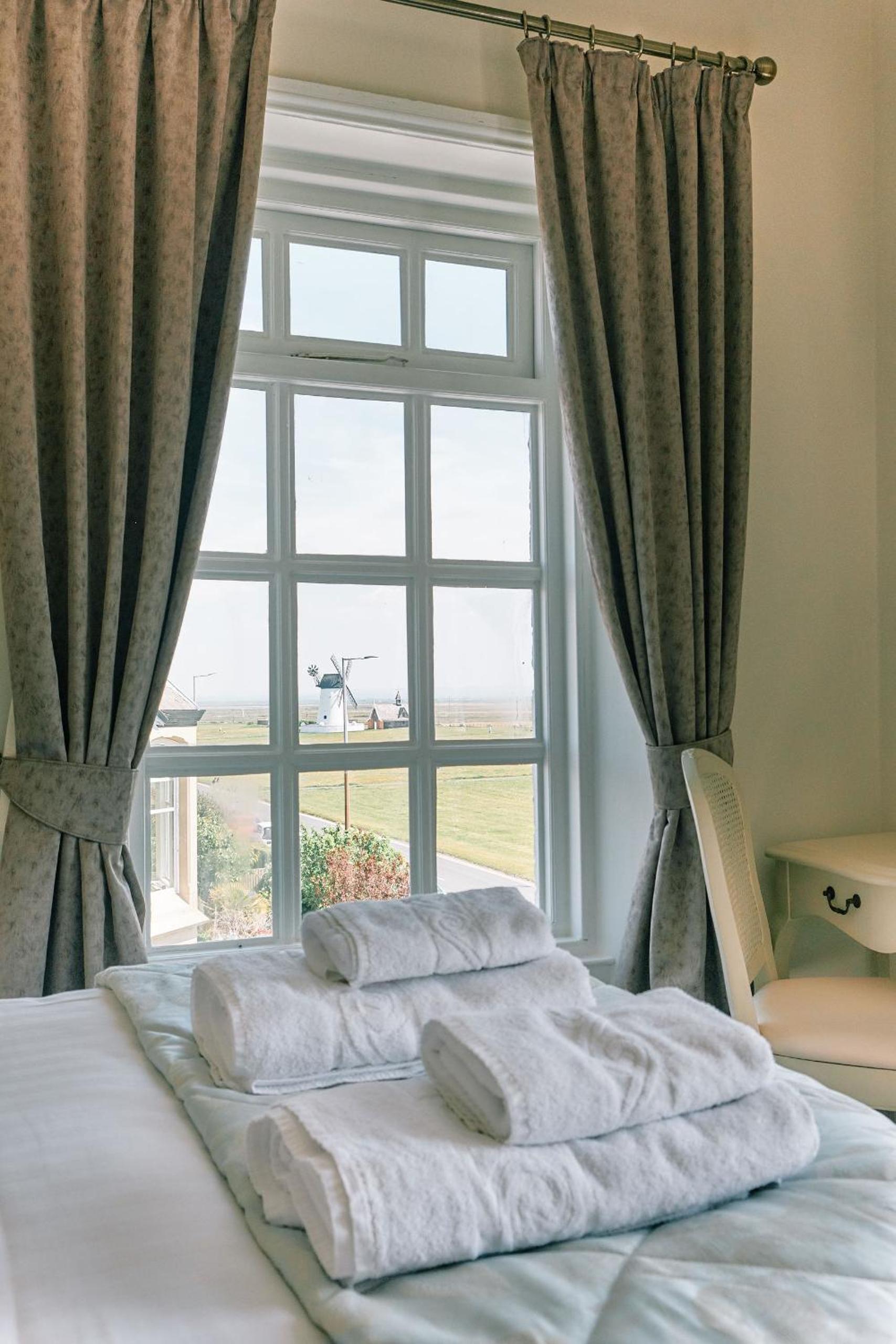 The Queens Hotel