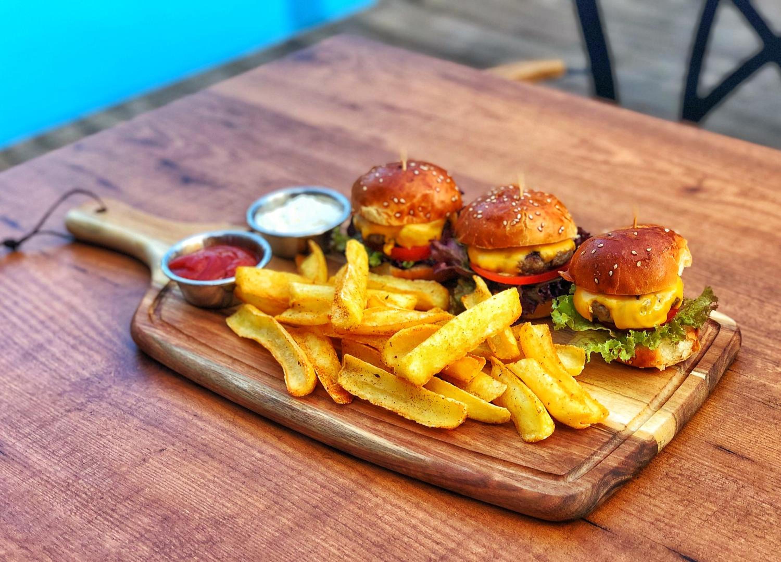 HMA Hotel & Suites - Image 6