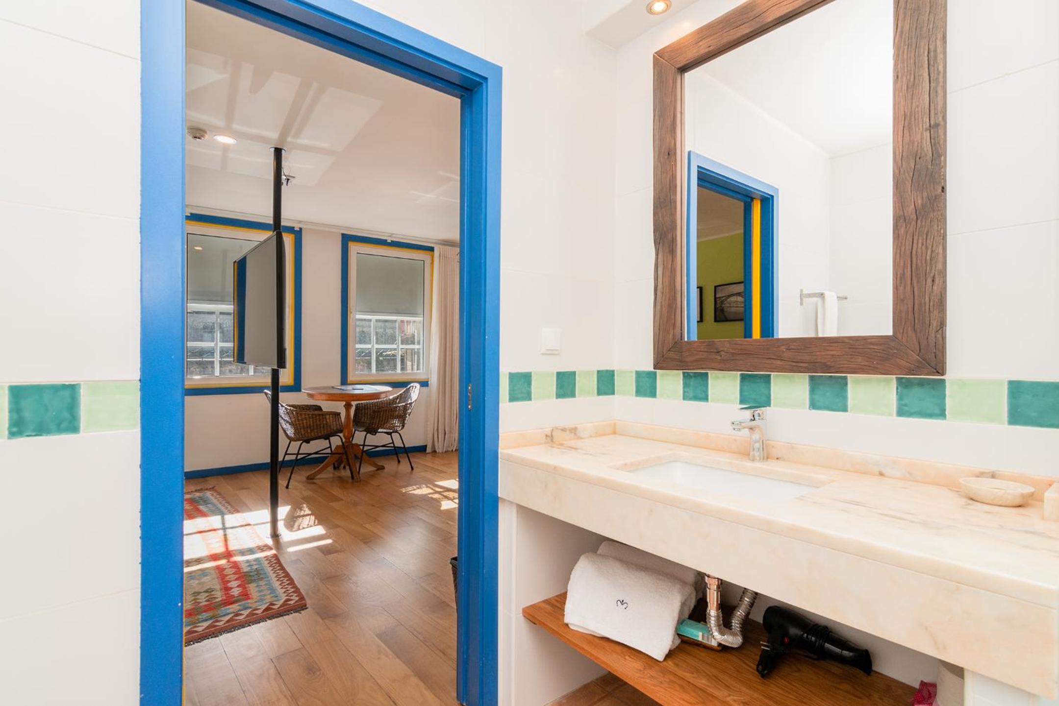 Miragaia House