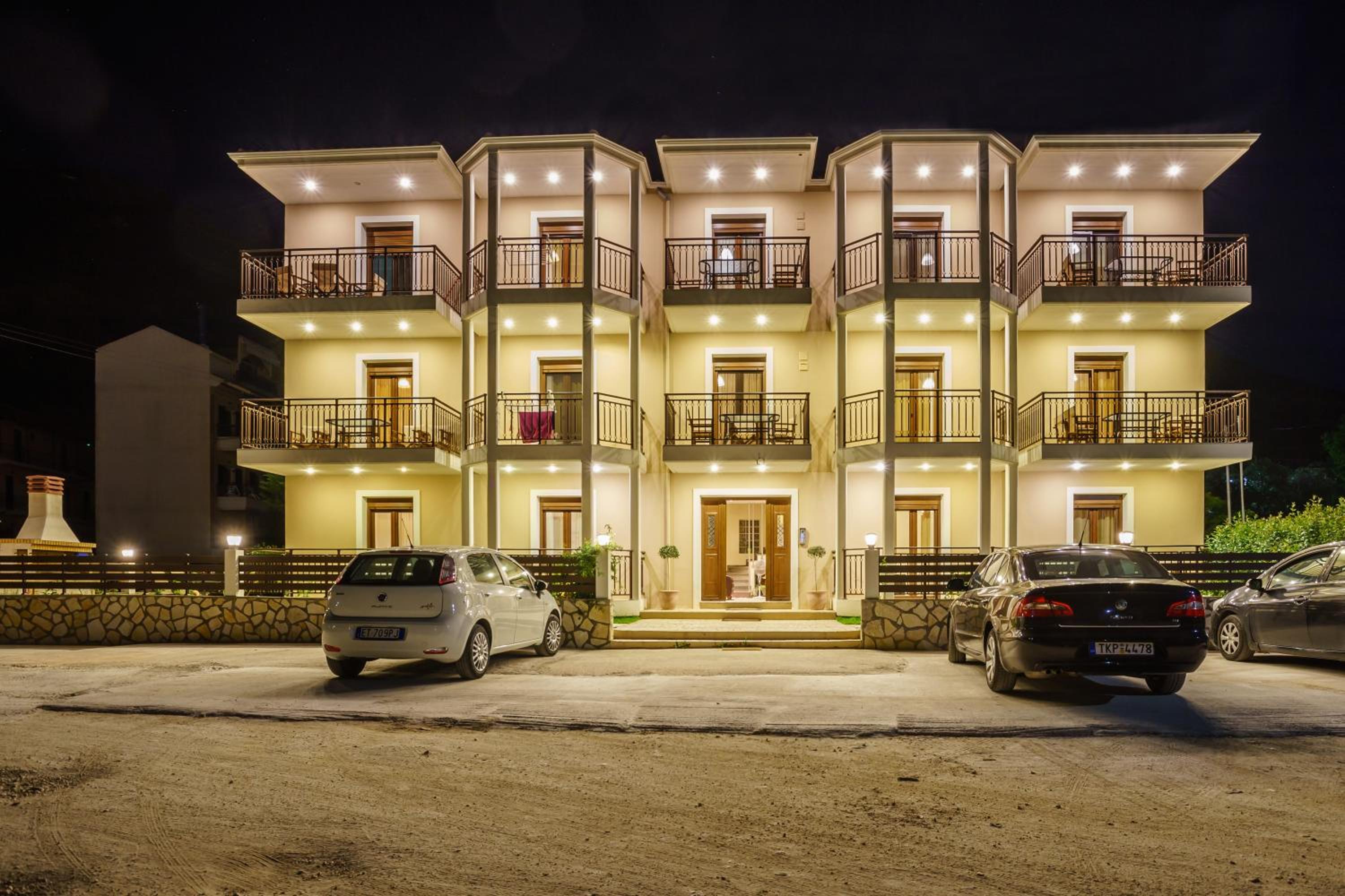 Hotel Kavadias Apartments - Image 1