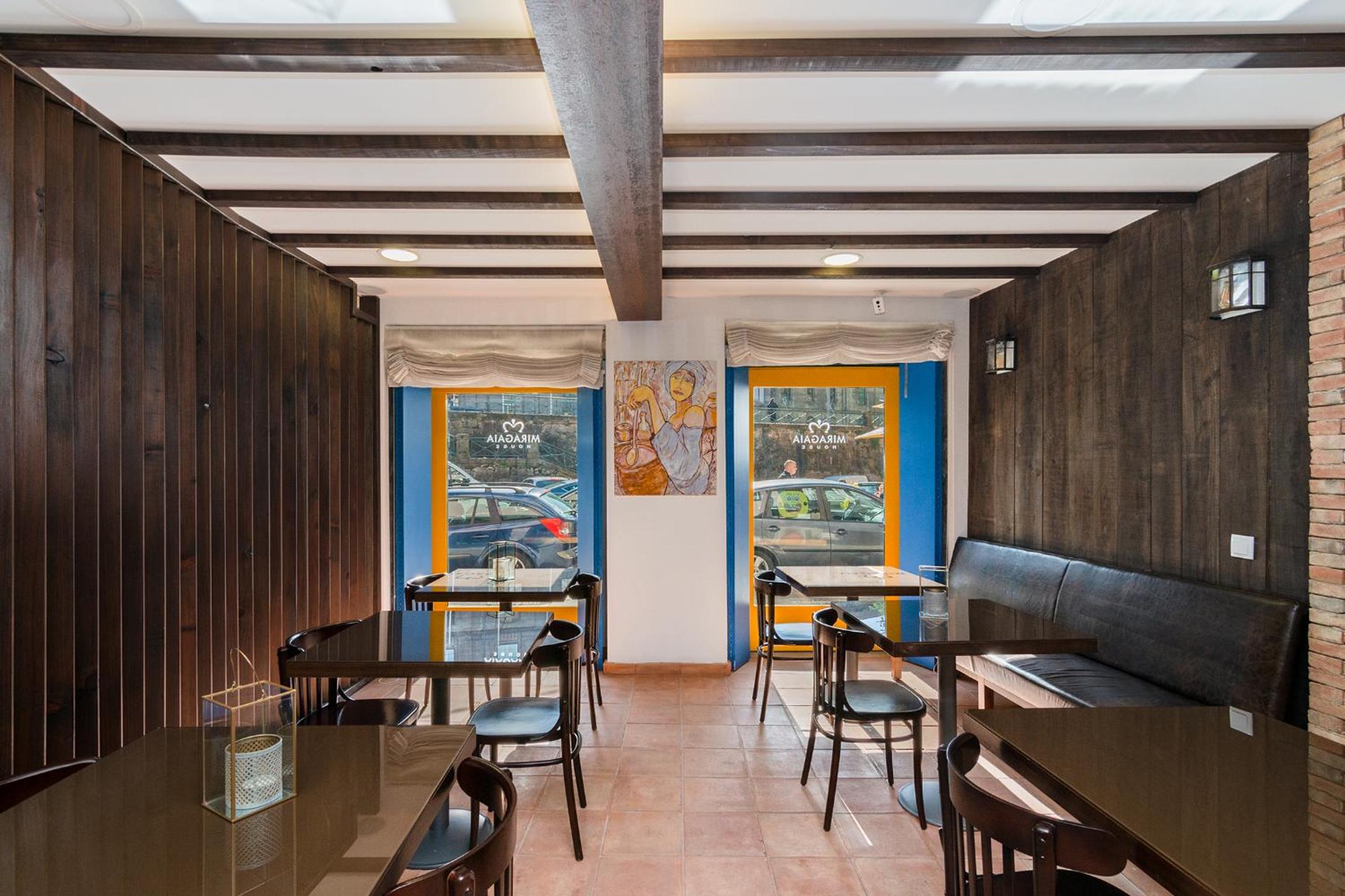 Miragaia House