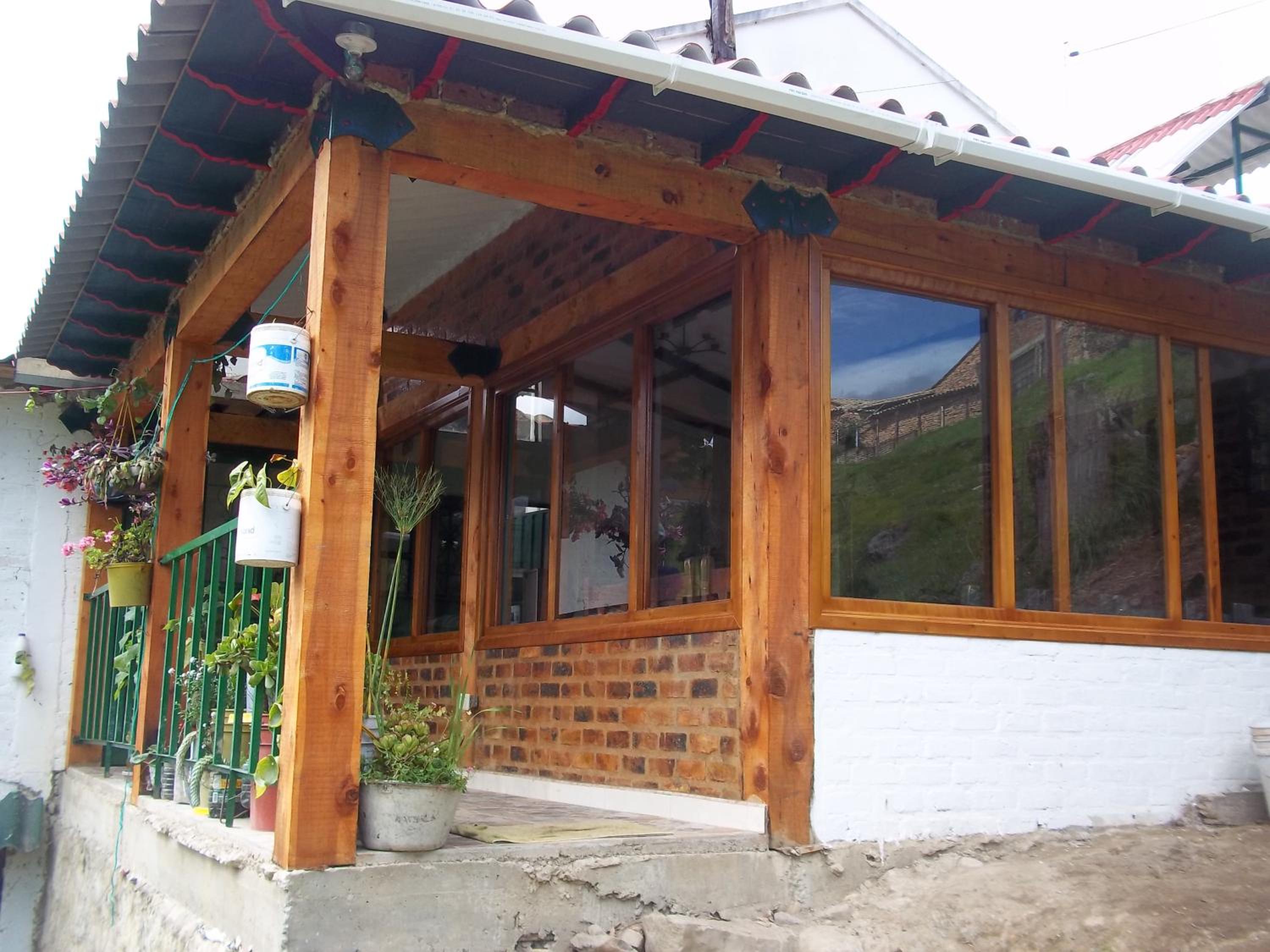 HOSPEDAJE BELLA VISTA MONGUI