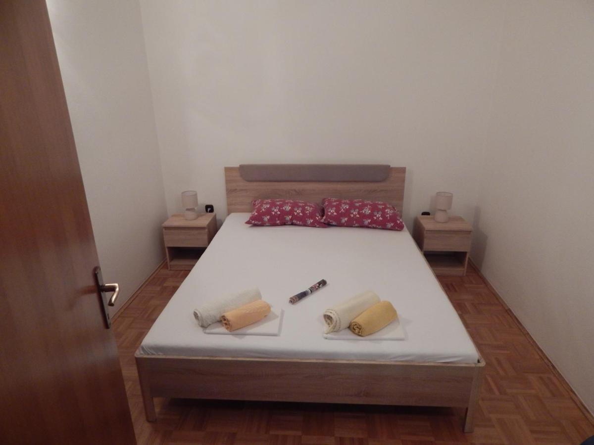 Photo 53