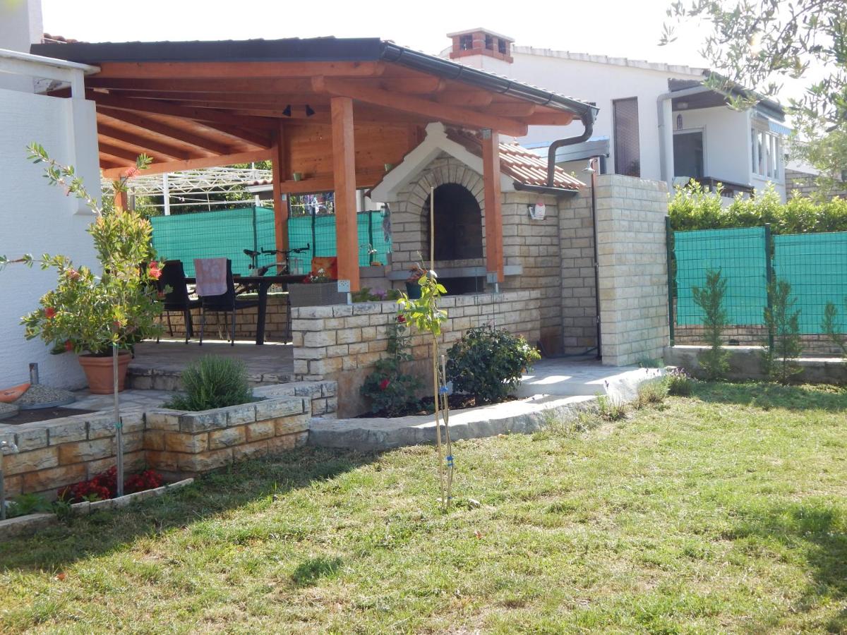 Photo 14