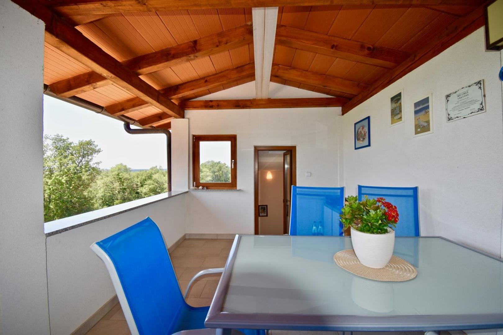 Relaxing holiday house with terrace sea view